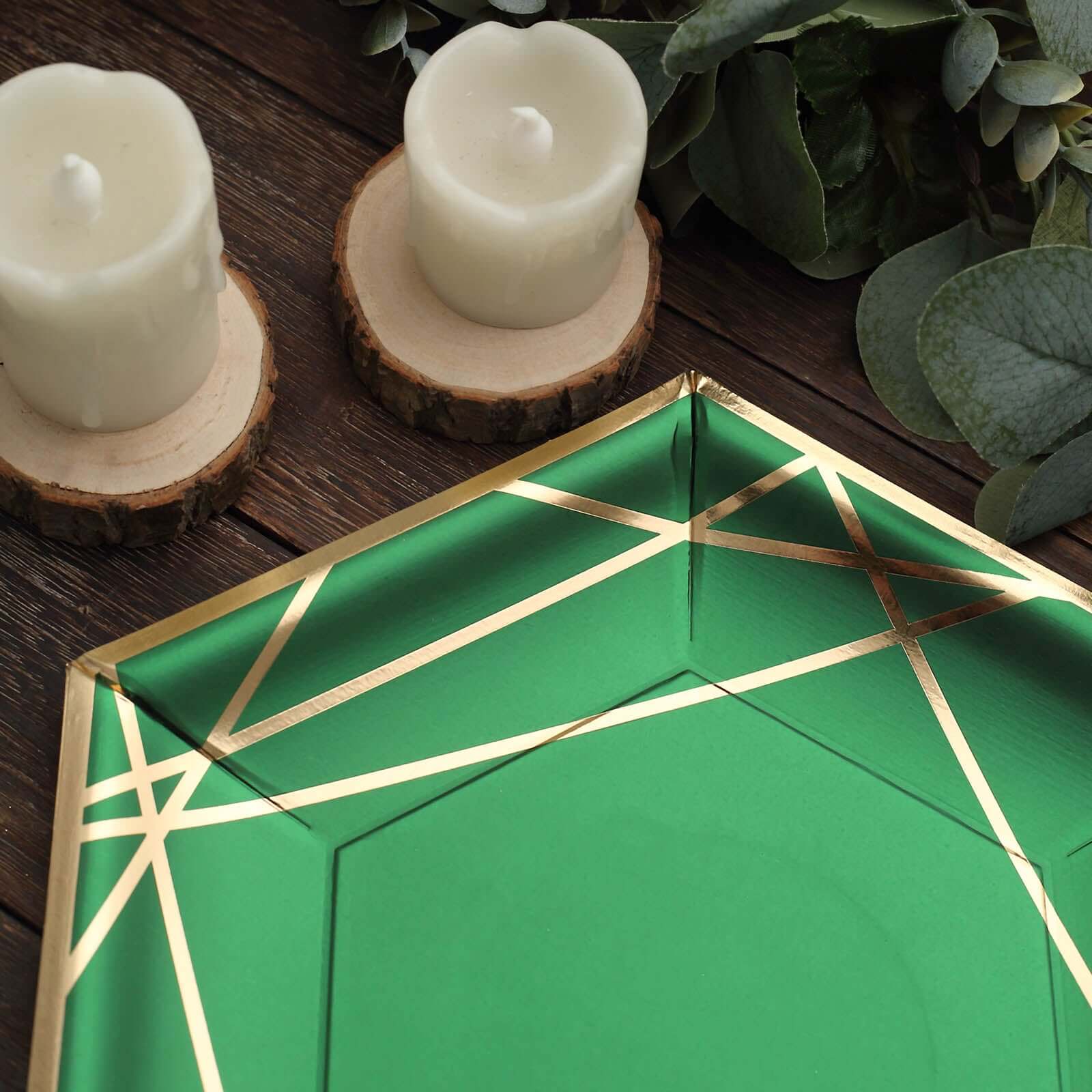 25-Piece Set of Hunter Emerald Green Paper Hexagon Dinner Plates with Gold Geometric Rim