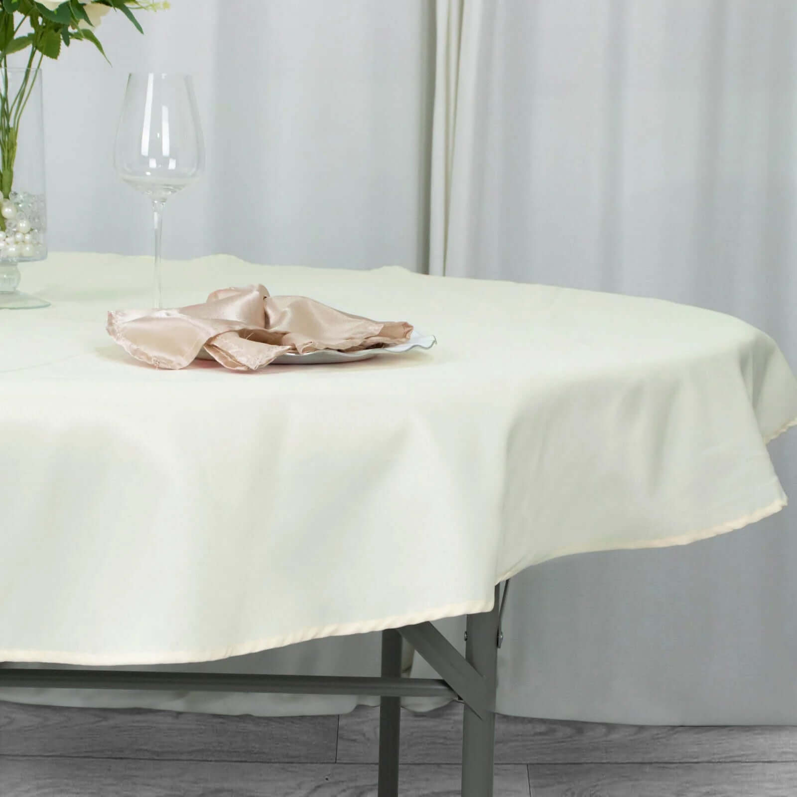 Ivory 70-Inch Premium Polyester Round Tablecloth - 220GSM, Stain & Wrinkle Resistant