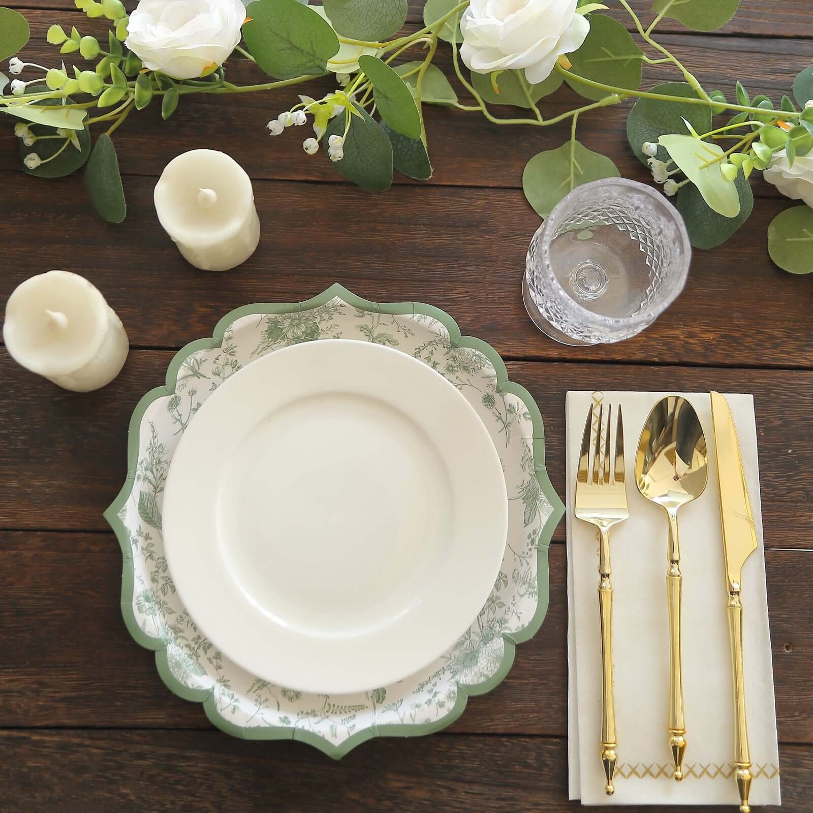 25-Pack Disposable 10-Inch White & Sage Green French Toile Party Dinner Plates - Ideal for Classy Events