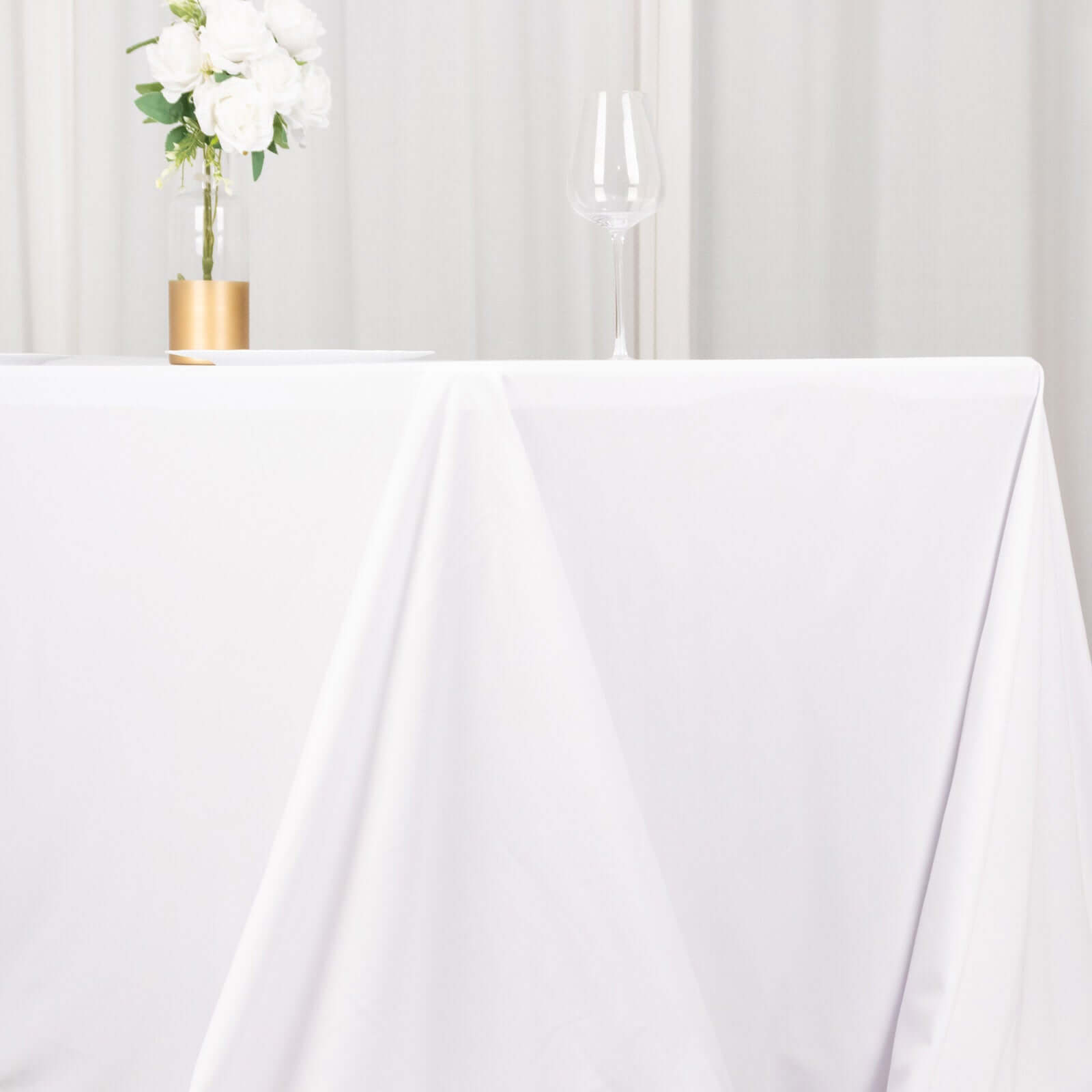 Premium Wrinkle-Free, Stain-Resistant White Scuba Tablecloth for Weddings & Parties