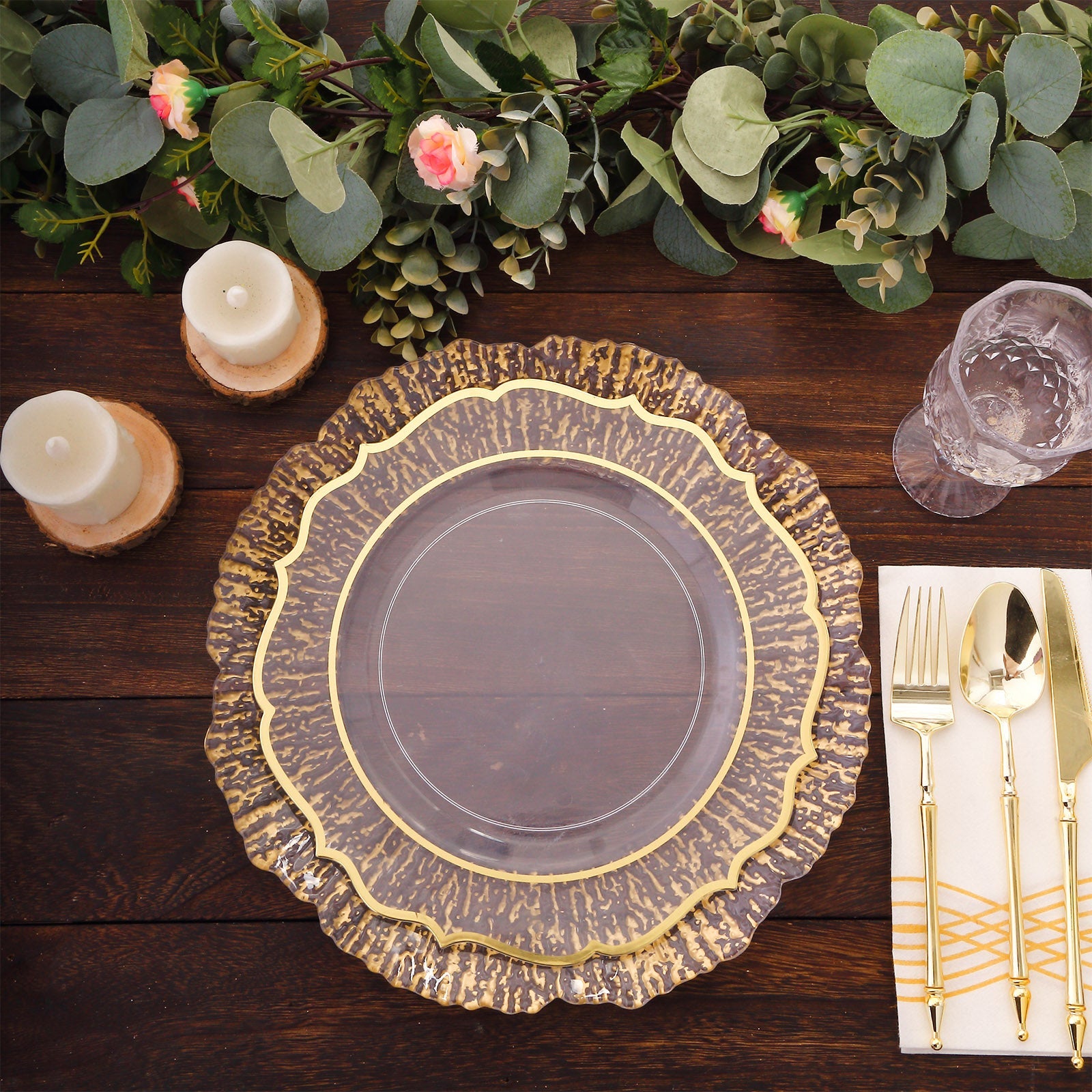 Hot Sale! 6-Pack 12-Inch Clear Plastic Round Charger Plates with Gold Brushed Scalloped Reef Rim for Party Serving
