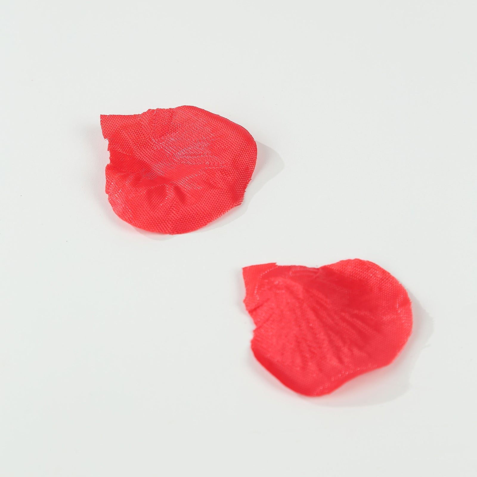 500-Pack Red Silk Rose Petal Confetti - Ideal for Table & Floor Decor
