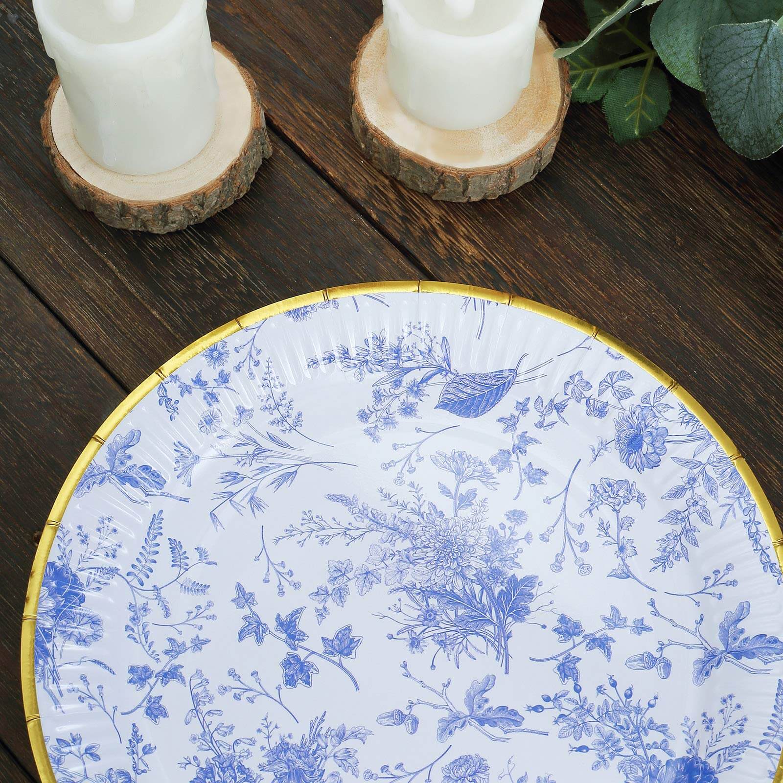 25-Pack Disposable 9-Inch White Dinner Plates with Light Blue French Toile & Gold Rim for Picnics and Chic Brunches
