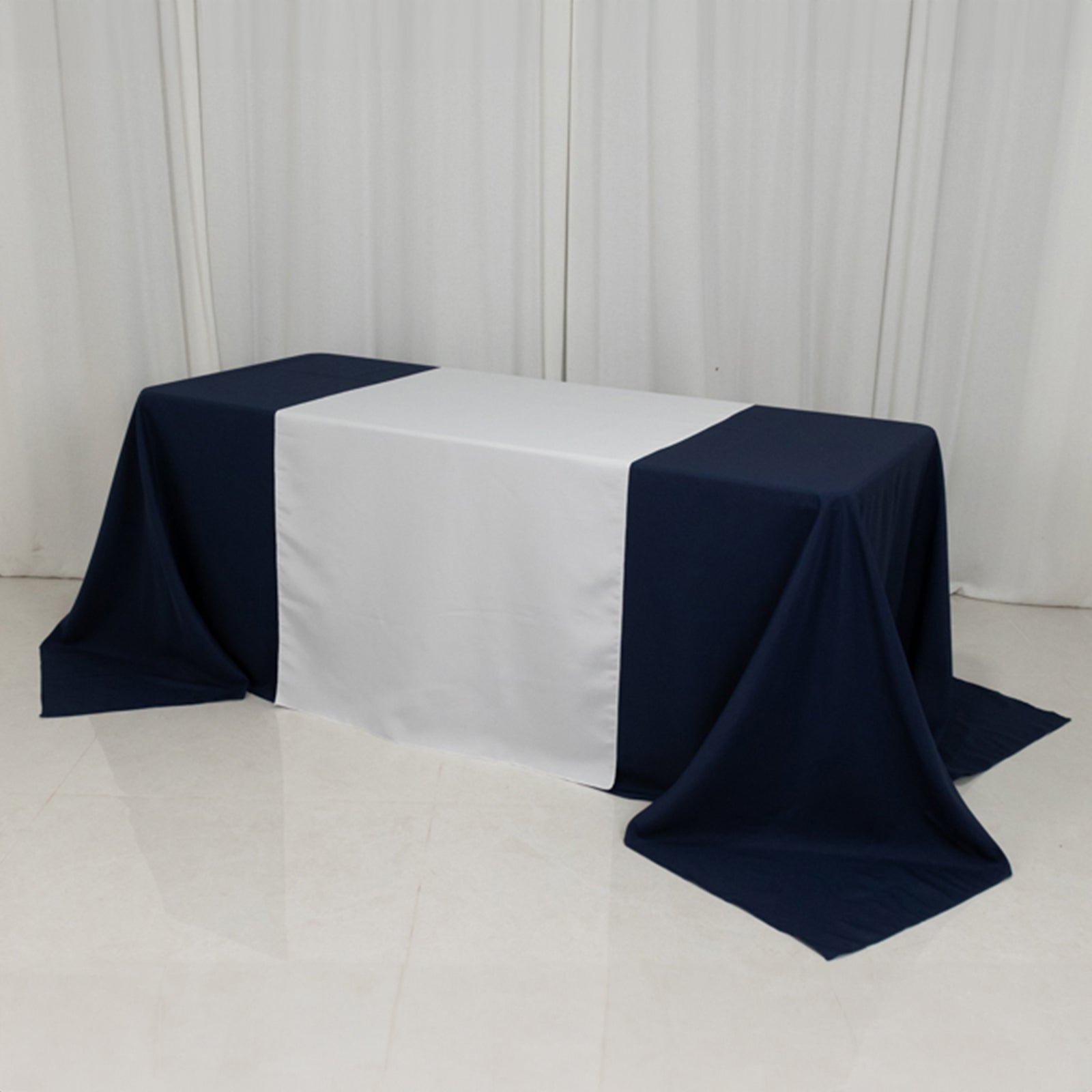 Durable White Polyester 36x72 Table Runner for Trade Shows