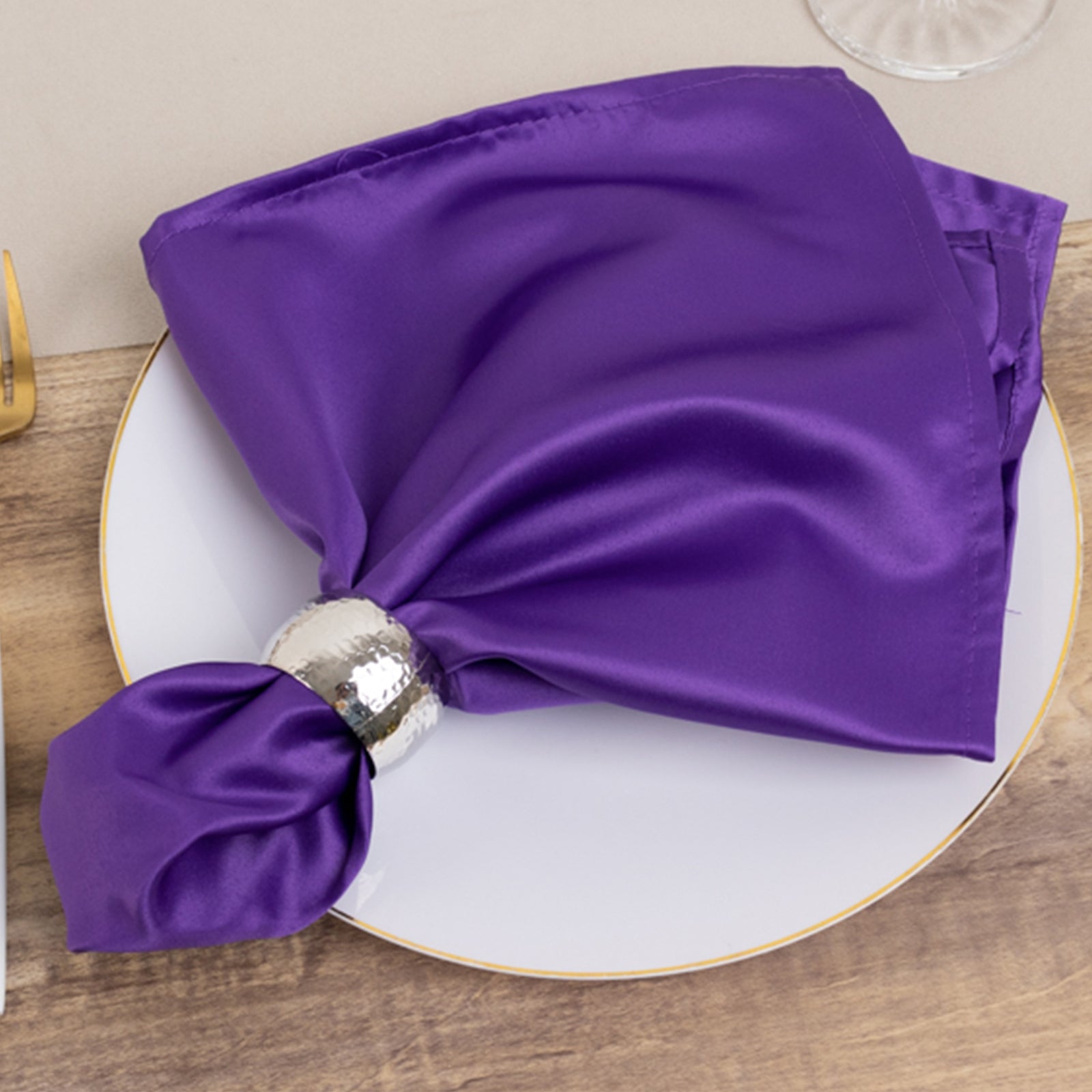 Special Offer! 5-Pack of Purple Lamour Satin 20x20 Dinner Napkins with Soft Matte Finish