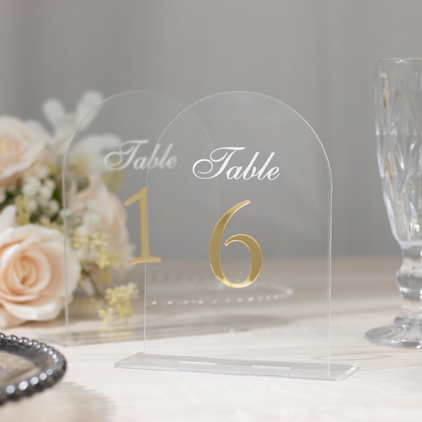 Hot Sale! Transparent Acrylic Wedding Reception Table Numbers 1 - 10 with Gold Print and Stands