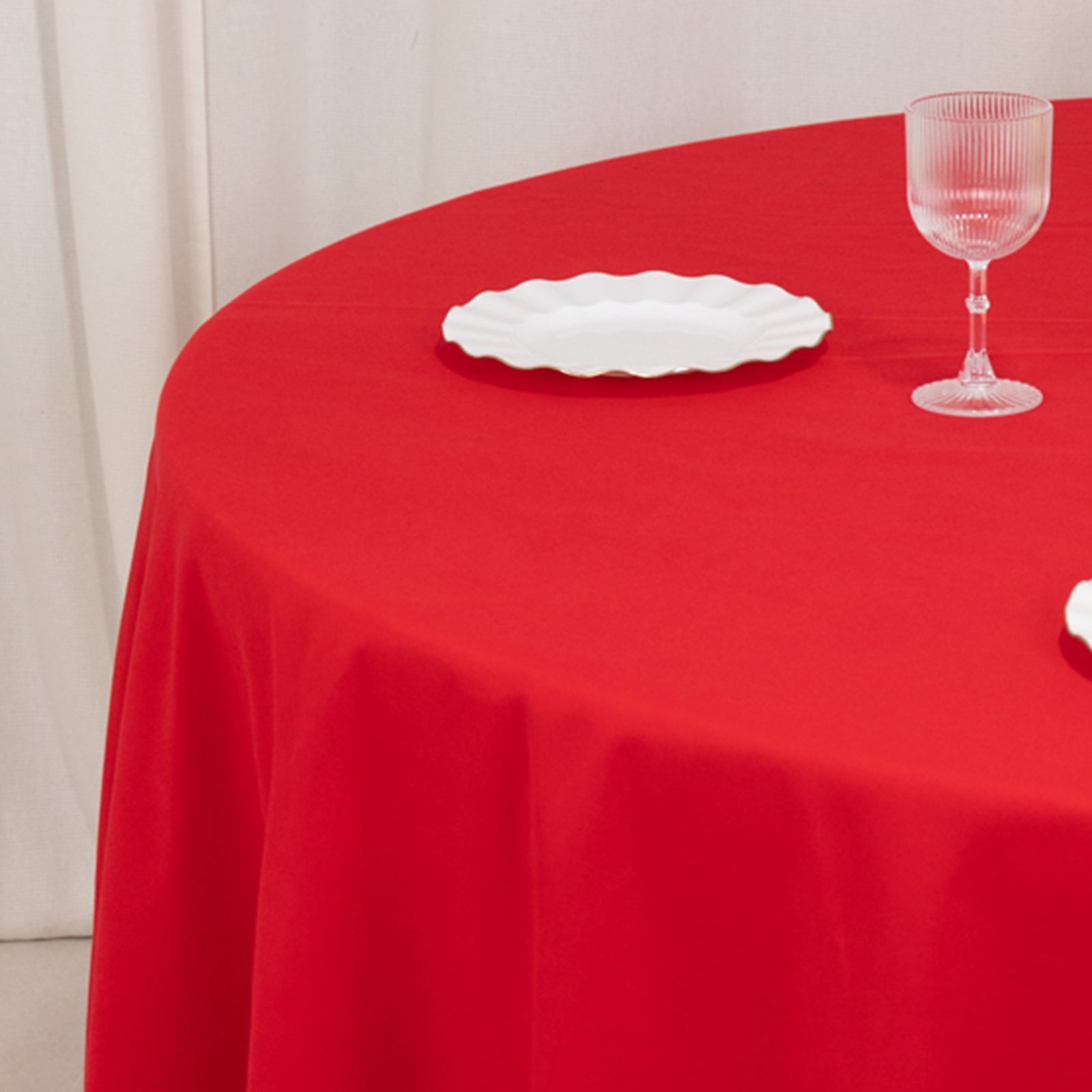 Red 108-Inch Wrinkle-Resistant Cotton Blend Round Tablecloth