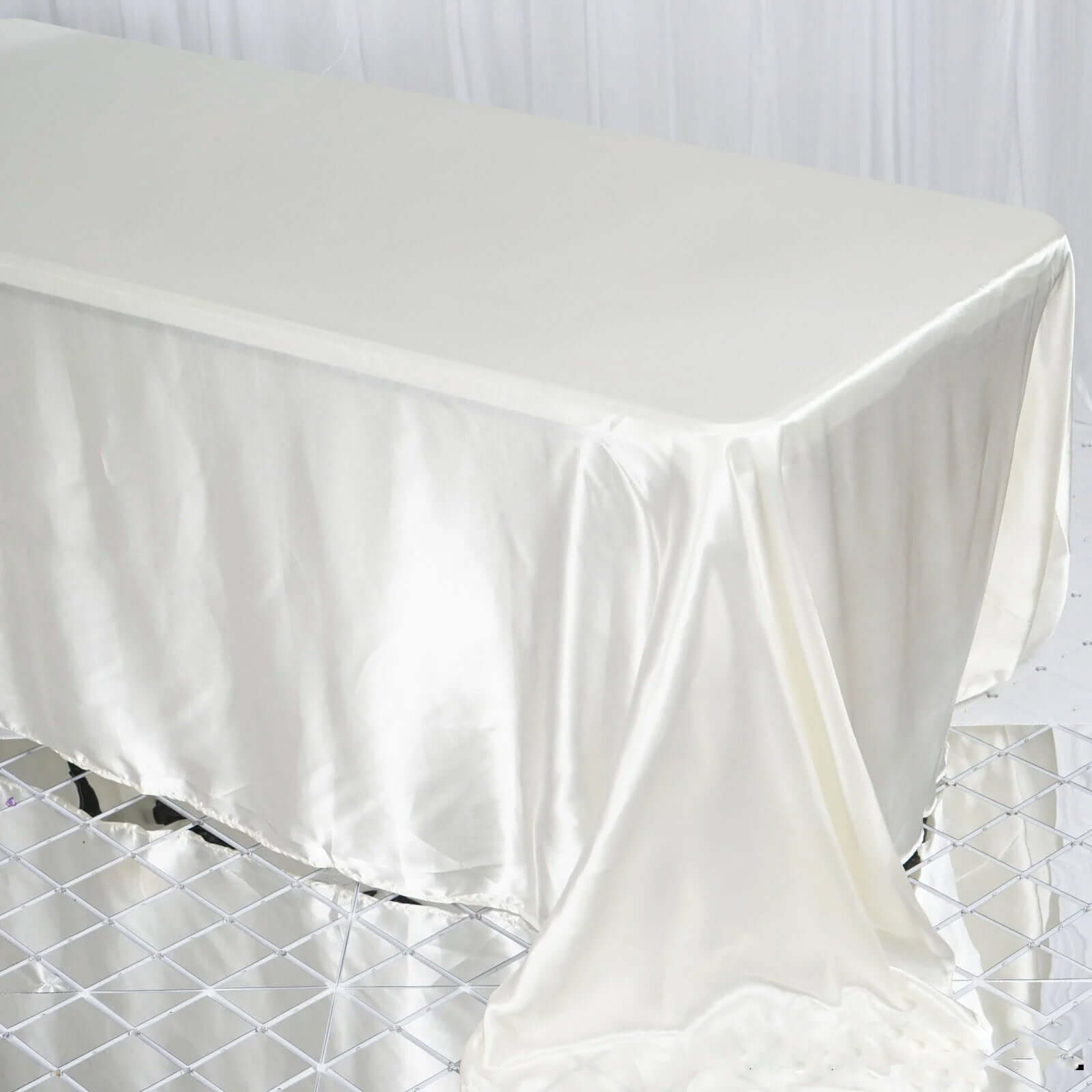 Exclusive Seamless Ivory Satin Rectangular 90x132 Tablecloth for Special Events