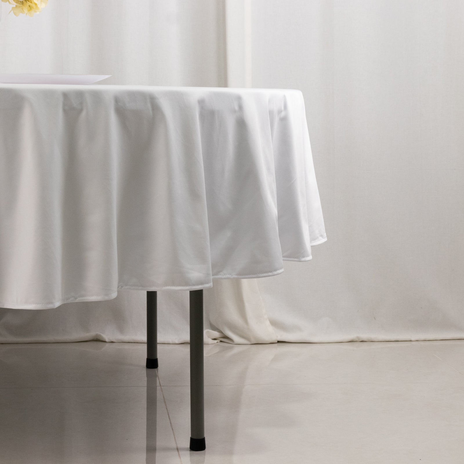 White 90' Premium Scuba Round Tablecloth - Wrinkle & Stain Resistant for Weddings and Banquets