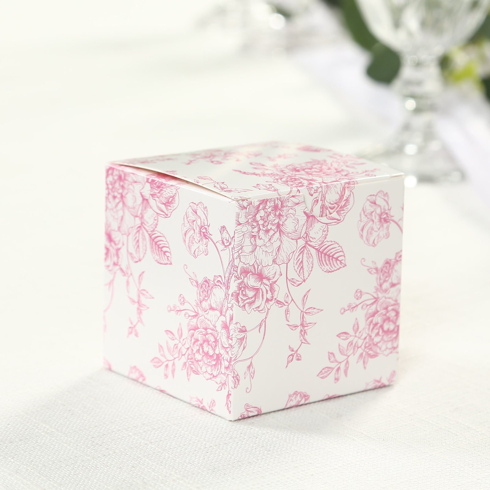 25-Pack French Toile Pattern Matte Pink and White Cardstock Candy Favor Boxes, 3x3 - Perfect for Parties