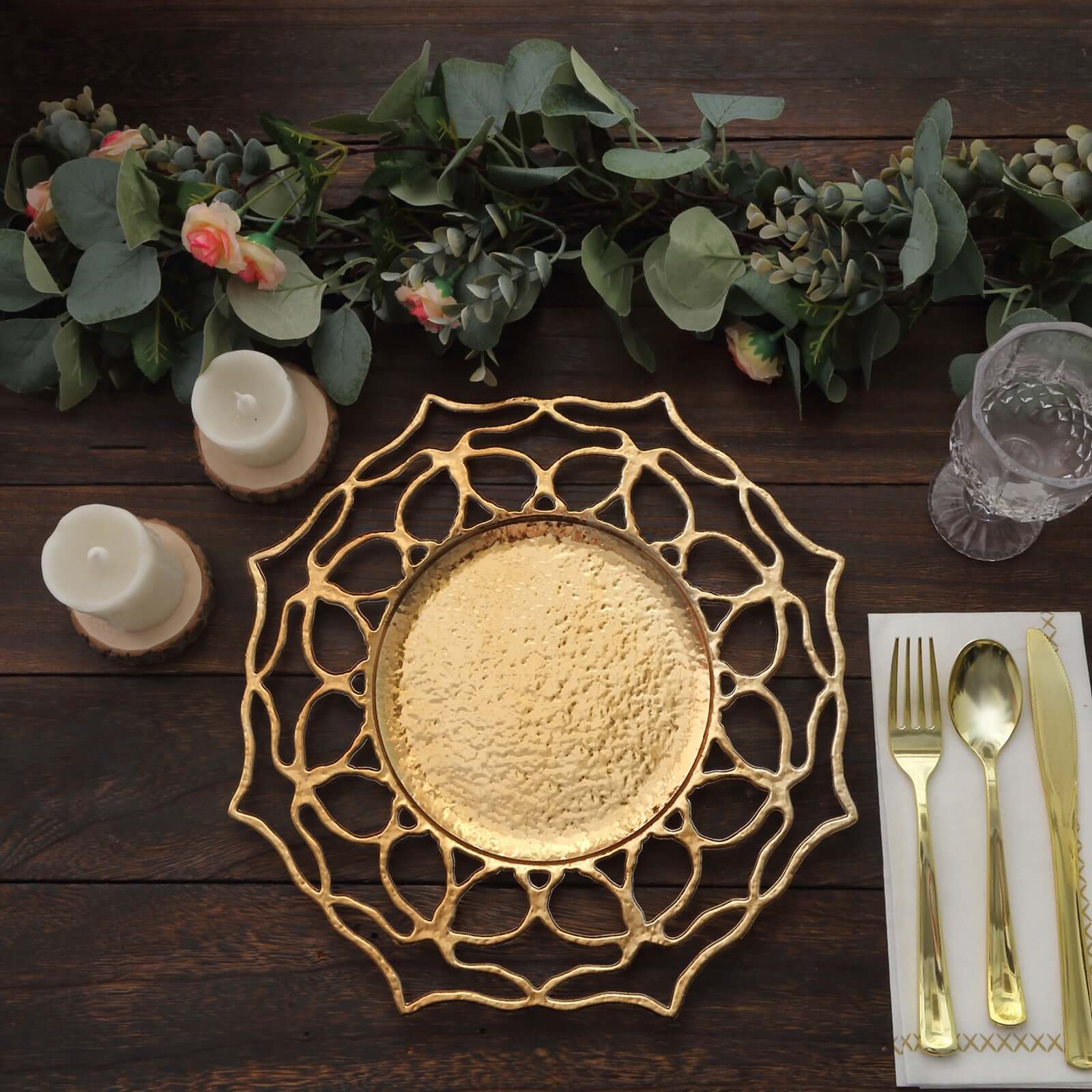 Hot Sale! 6-Pack 13-Inch Gold Acrylic Round Charger Plates with Floral Cutout Design