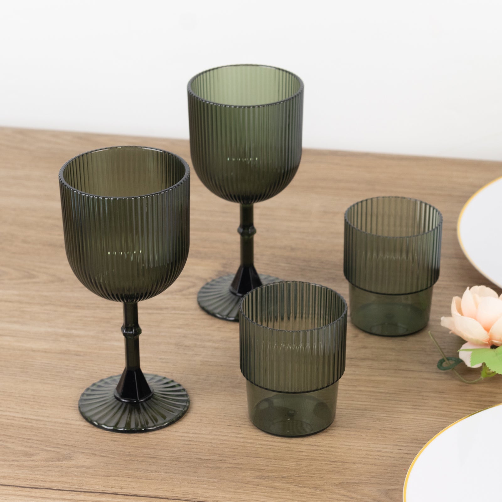12-Pack 9oz Reusable Shatterproof Vintage Ribbed Hunter Emerald Green Plastic Goblets - Ideal for Parties