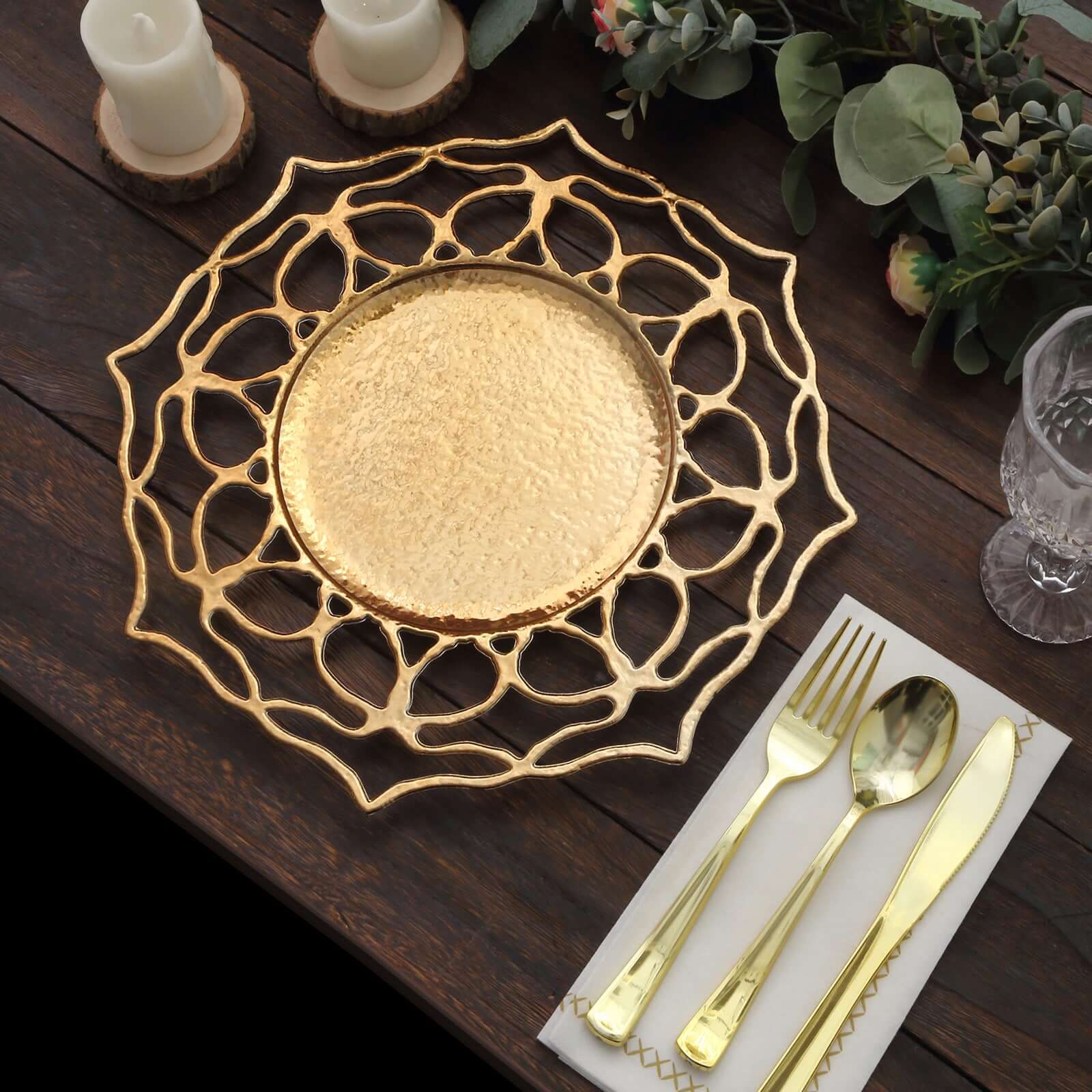 Hot Sale! 6-Pack 13-Inch Gold Acrylic Round Charger Plates with Floral Cutout Design