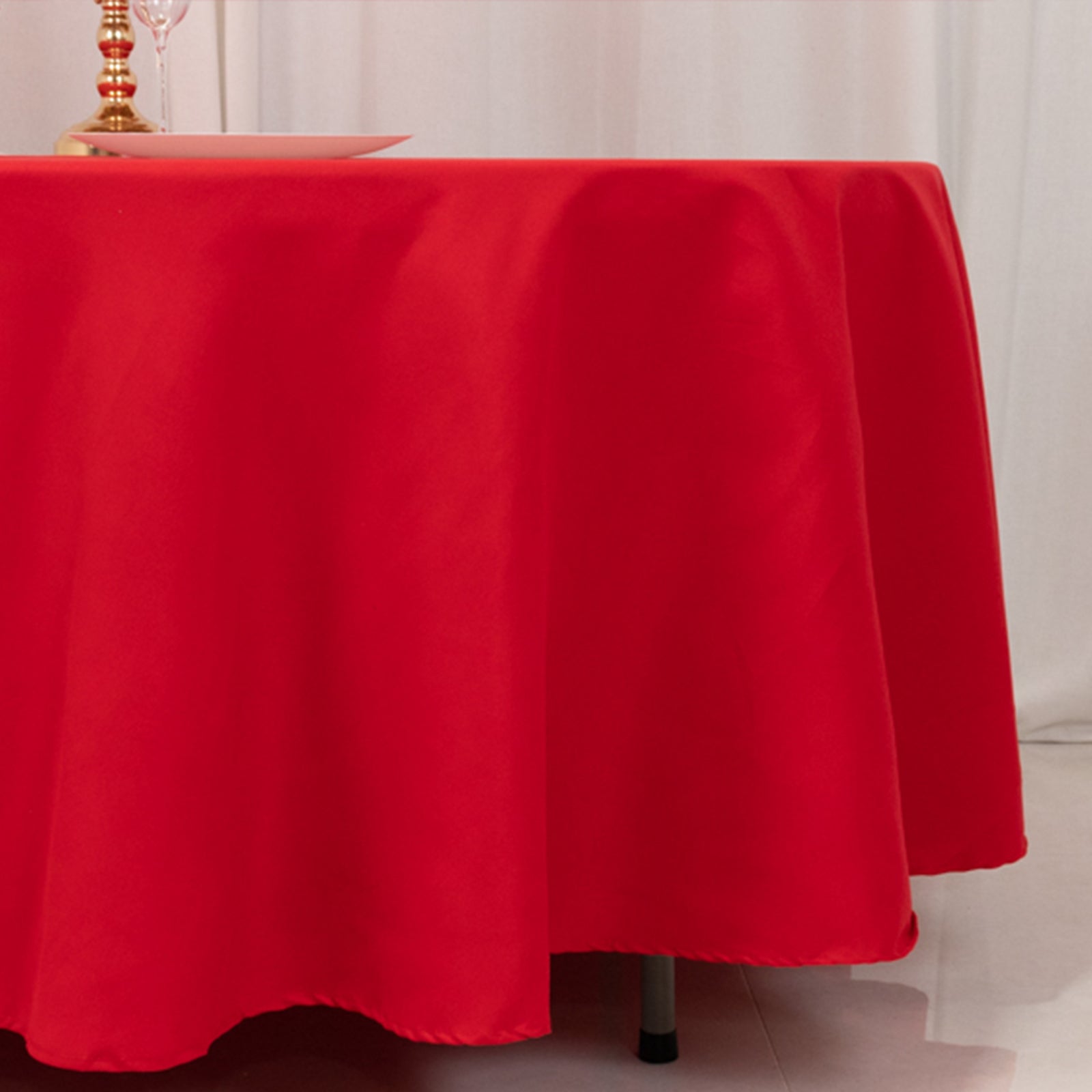 Red 108-Inch Wrinkle-Resistant Cotton Blend Round Tablecloth