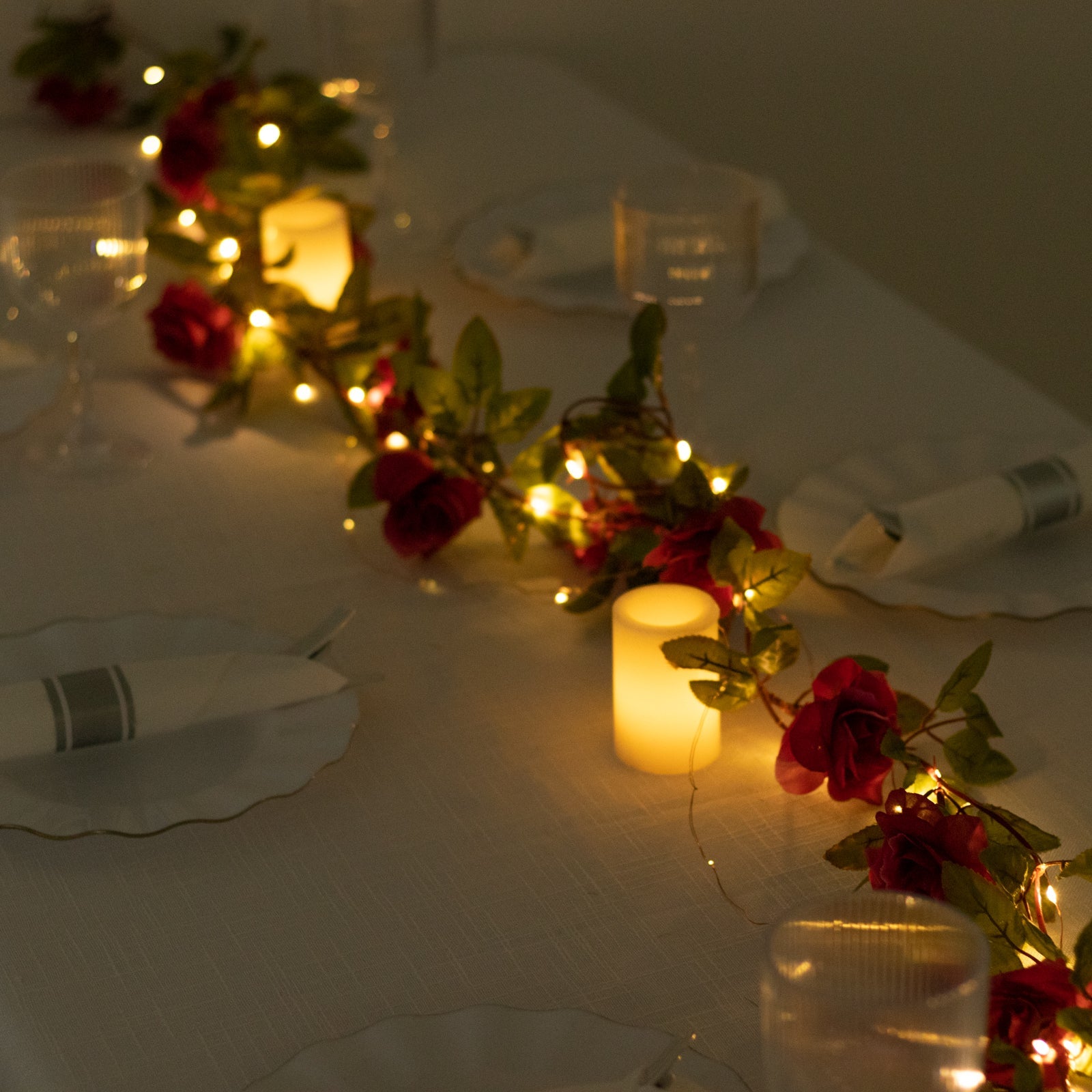 Hot Sale! 7-Foot LED Red Silk Rose Flower Garland with 20 Warm White Battery-Operated Lights
