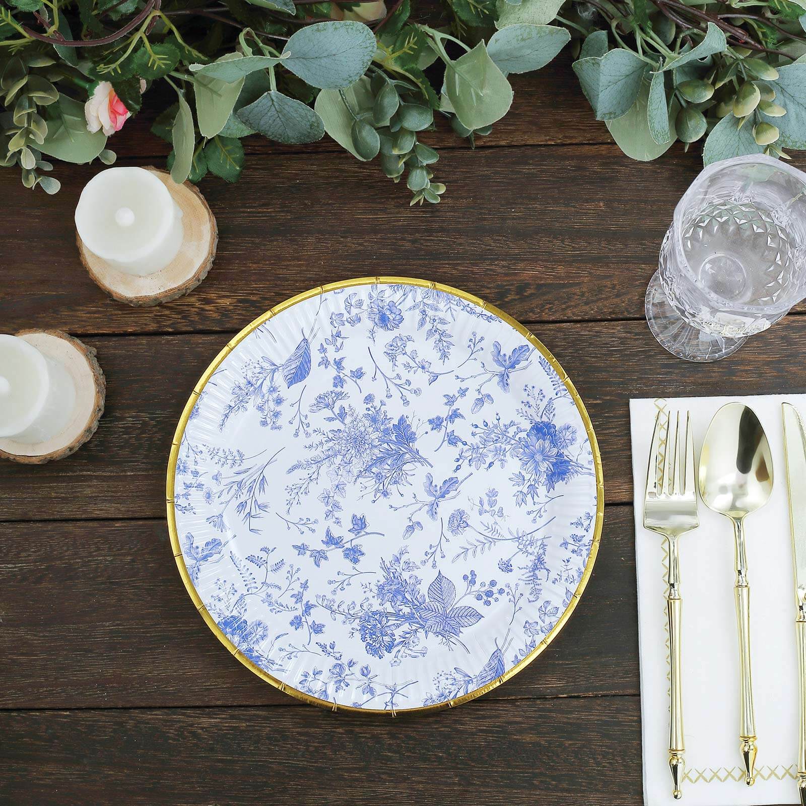 25-Pack Disposable 9-Inch White Dinner Plates with Light Blue French Toile & Gold Rim for Picnics and Chic Brunches
