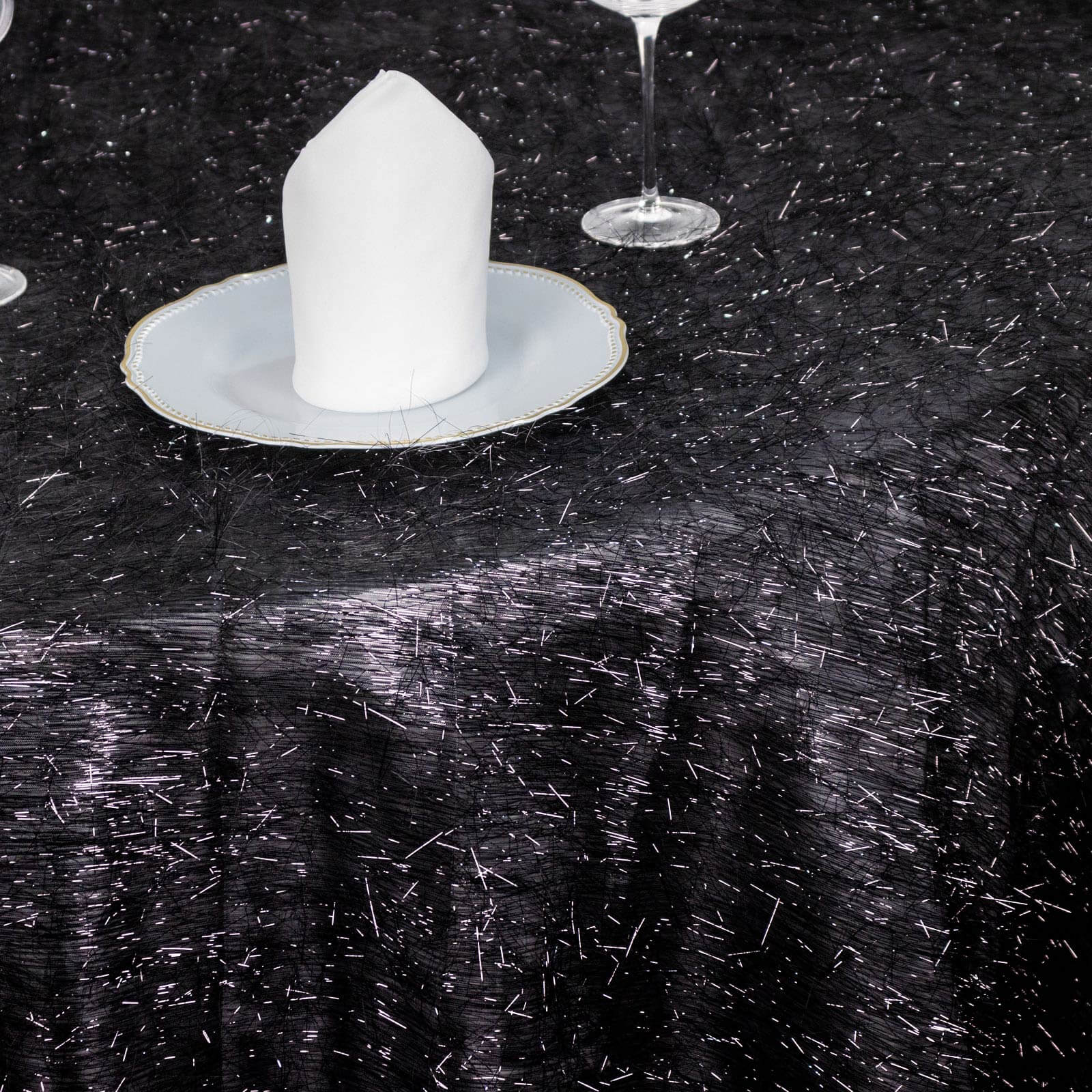 Exclusive Polyester 120-Inch Round Black Tablecloth with Metallic Fringe Shag Tinsel for Events