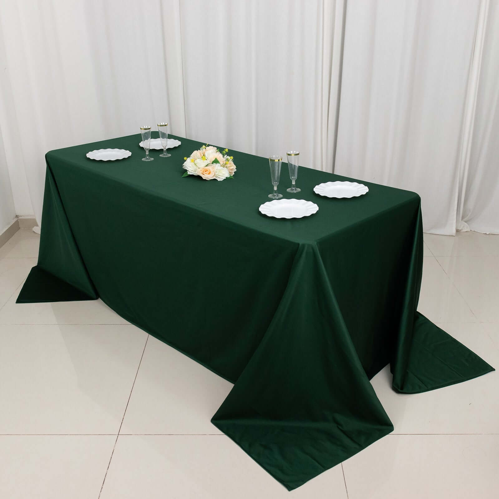 Wrinkle-Free, Stain-Resistant Premium Scuba 90x132 Emerald Green Rectangular Tablecloth