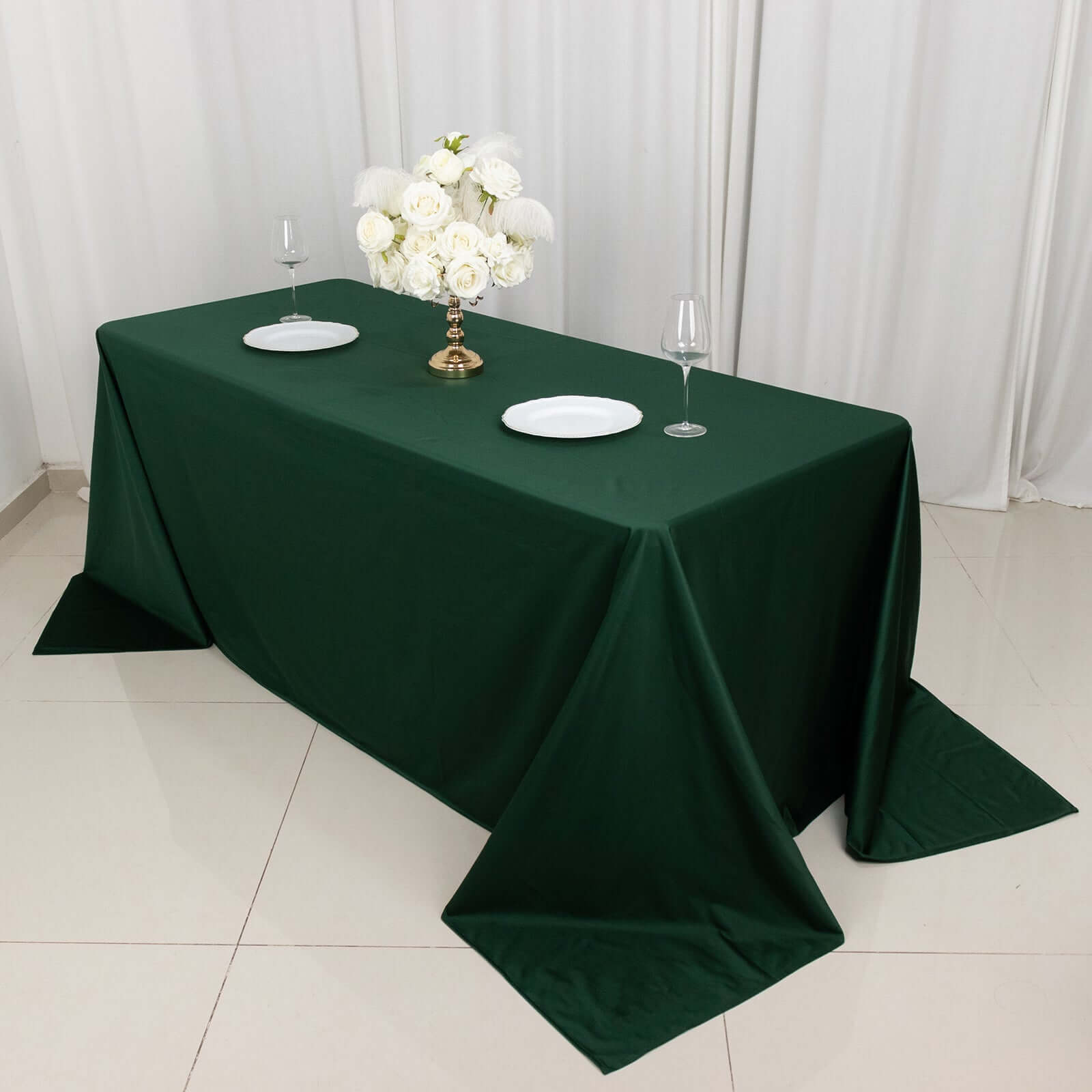 Wrinkle-Free, Stain-Resistant Premium Scuba 90x132 Emerald Green Rectangular Tablecloth
