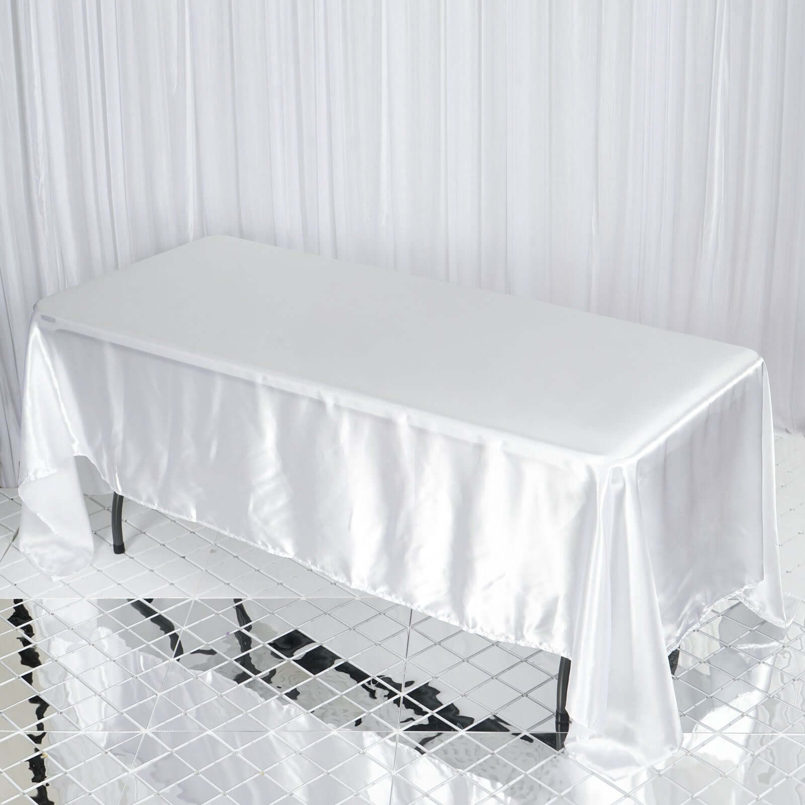 White Satin 72x120 Rectangular Tablecloth - Ideal for Elegant Weddings & Events