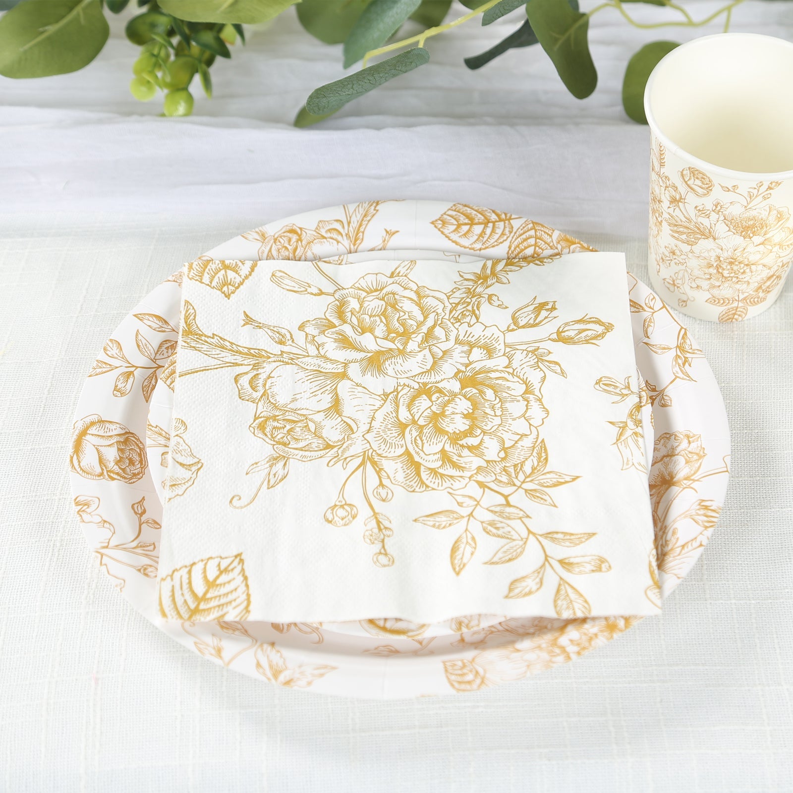 50-Piece Pack of Soft 2-Ply French Toile Floral Patterned Paper Cocktail Napkins in White/Gold - Ideal for Events