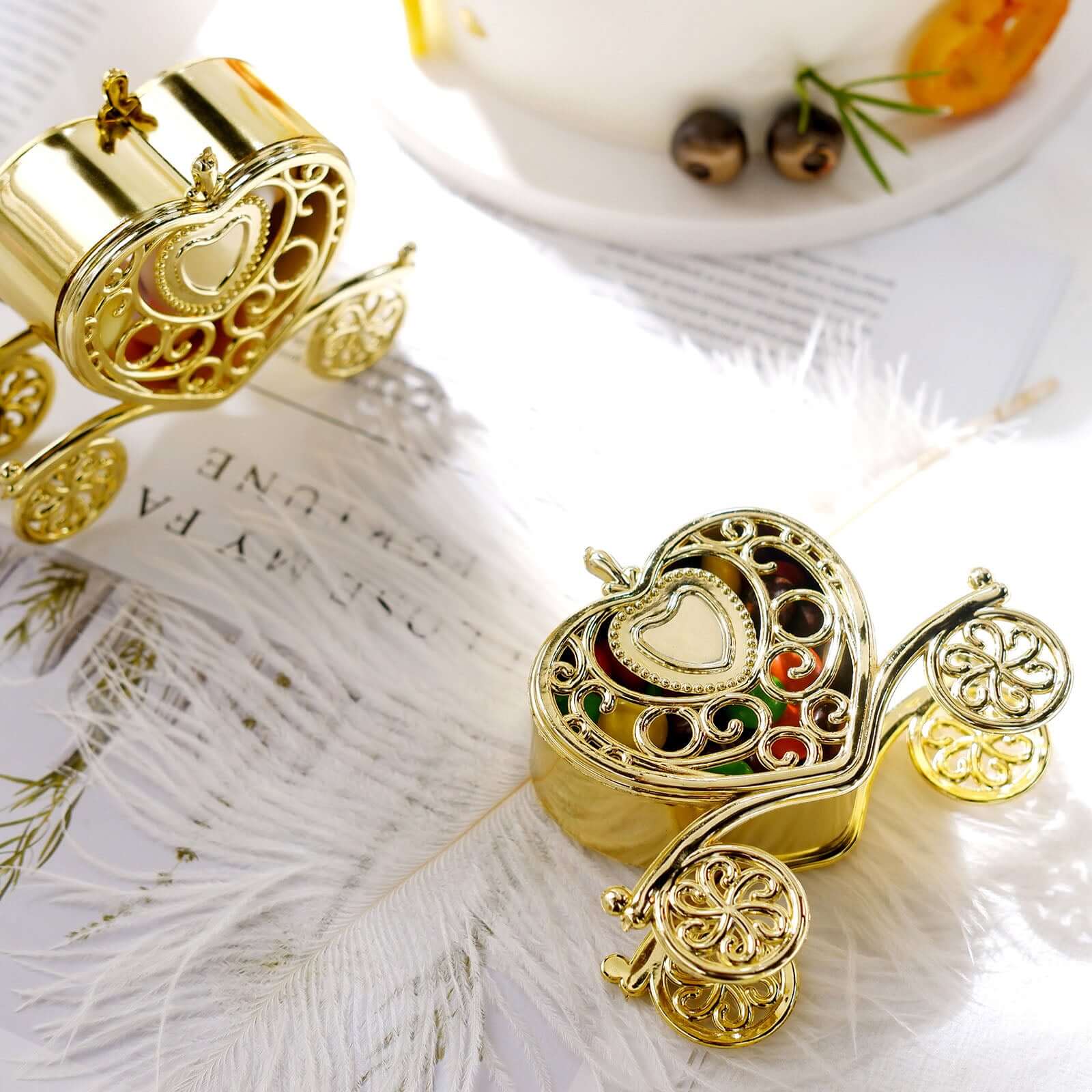 12-Pack Gold Plastic Princess Heart Carriage Party Favor Boxes for Treats