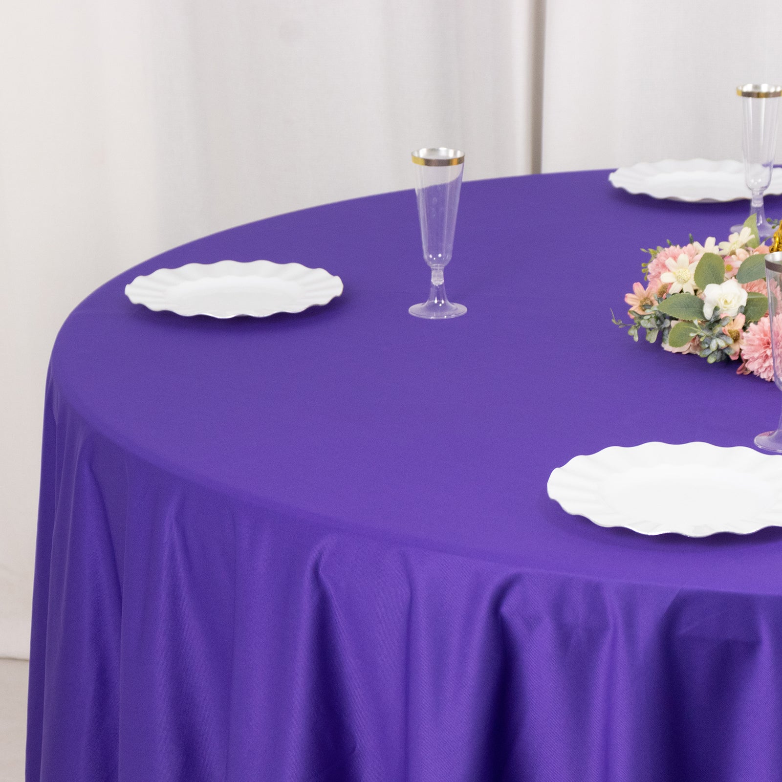 Premium Purple 108-Inch Round Scuba Tablecloth - Wrinkle-Free & Stain-Resistant for Events