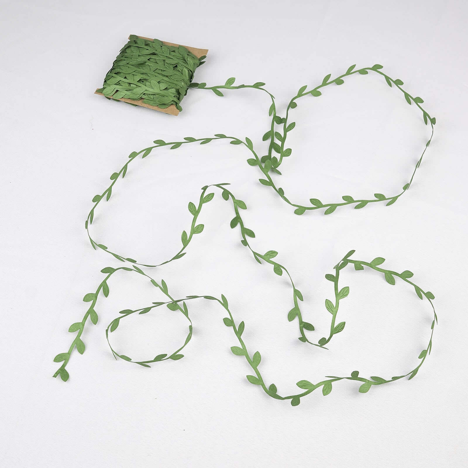 67FT Olive Green Artificial Vines Leaf Ribbon Trim - Ideal for DIY Party & Wedding Home Decor