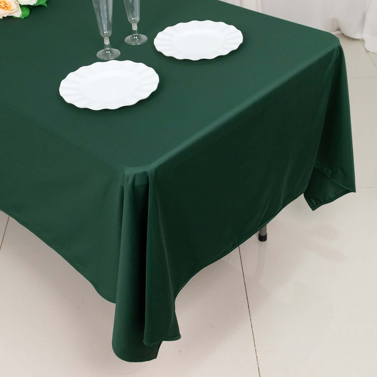 Exclusive Premium Scuba 60x102 Rectangular Tablecloth in Hunter Emerald Green - Wrinkle & Stain Free