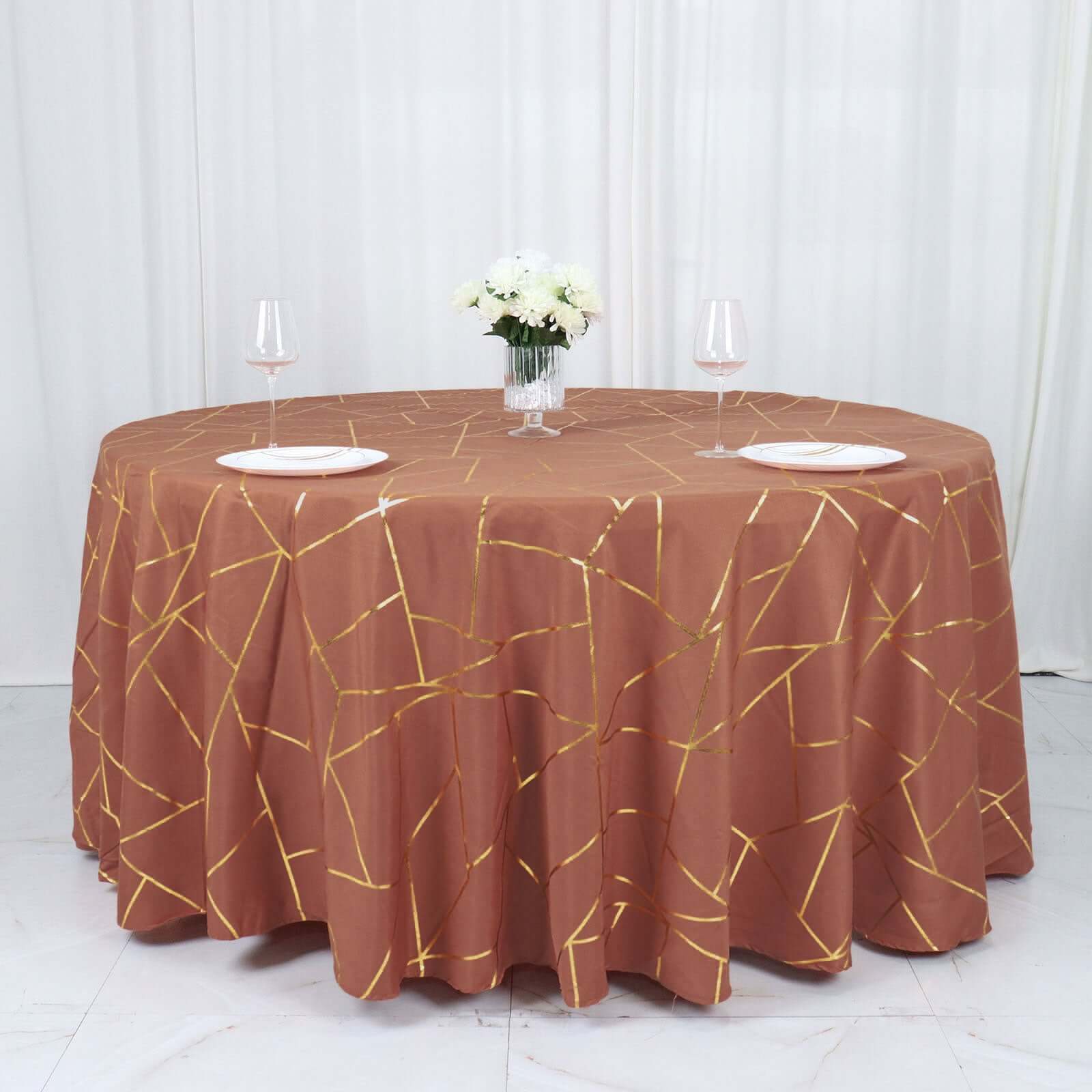 Wrinkle-Resistant Seamless Polyester Round Tablecloth in Terracotta with Gold Foil Geometric Design