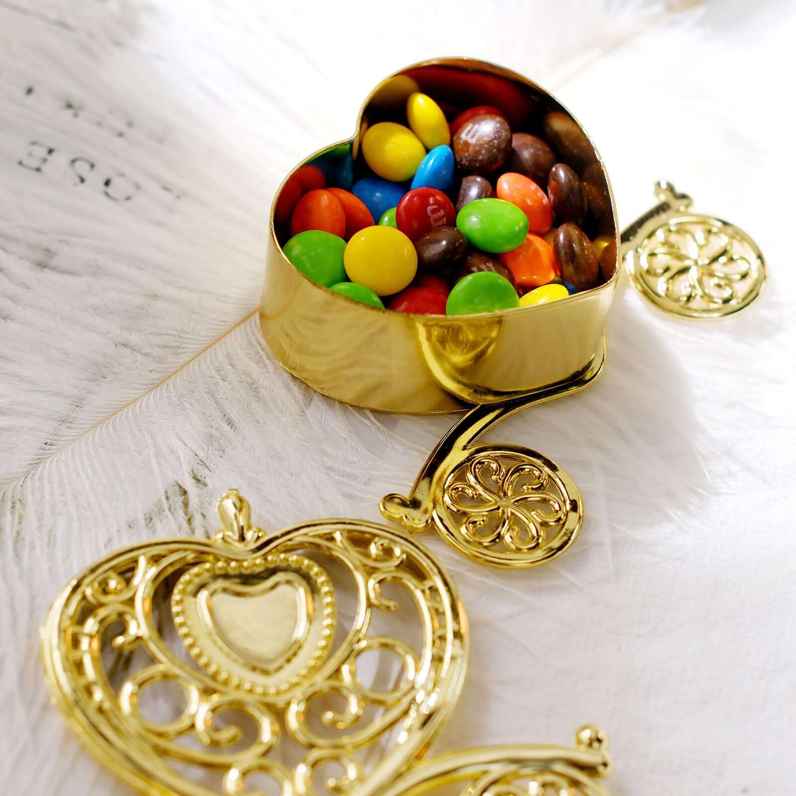 12-Pack Gold Plastic Princess Heart Carriage Party Favor Boxes for Treats