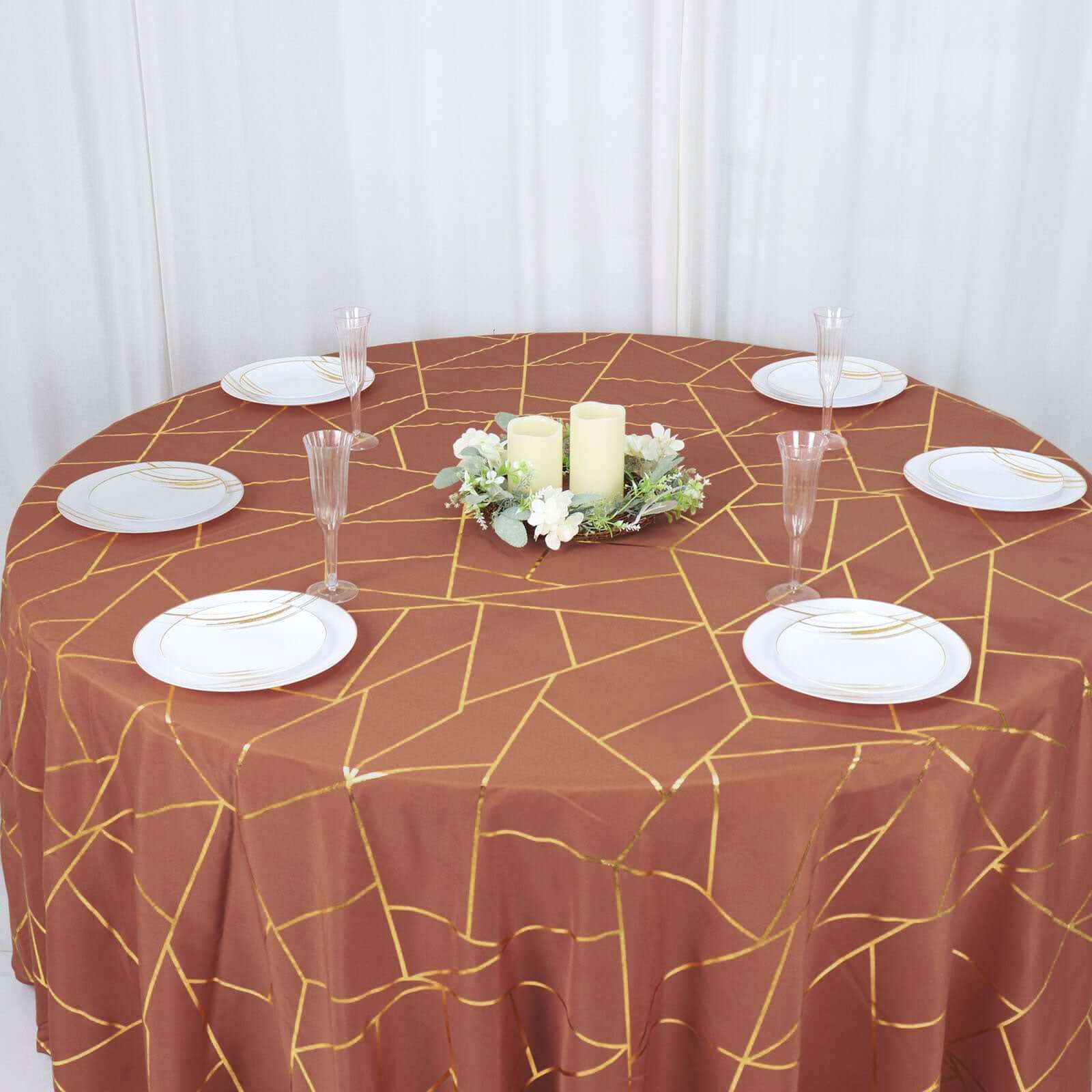 Wrinkle-Resistant Seamless Polyester Round Tablecloth in Terracotta with Gold Foil Geometric Design
