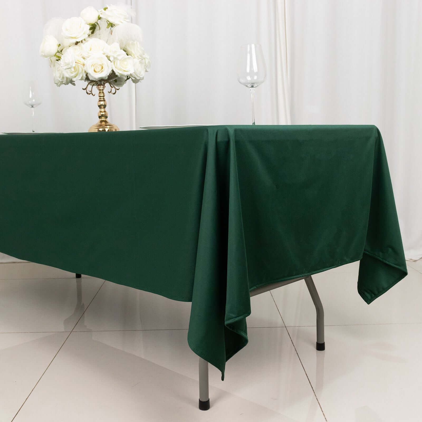 Exclusive Premium Scuba 60x102 Rectangular Tablecloth in Hunter Emerald Green - Wrinkle & Stain Free