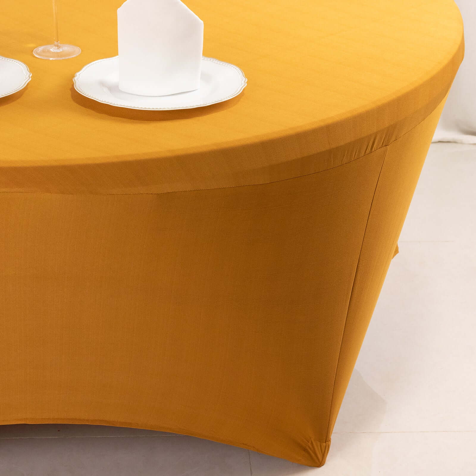 Durable Gold Stretch Spandex 6ft Round Tablecloth - Ideal for Events & Presentations