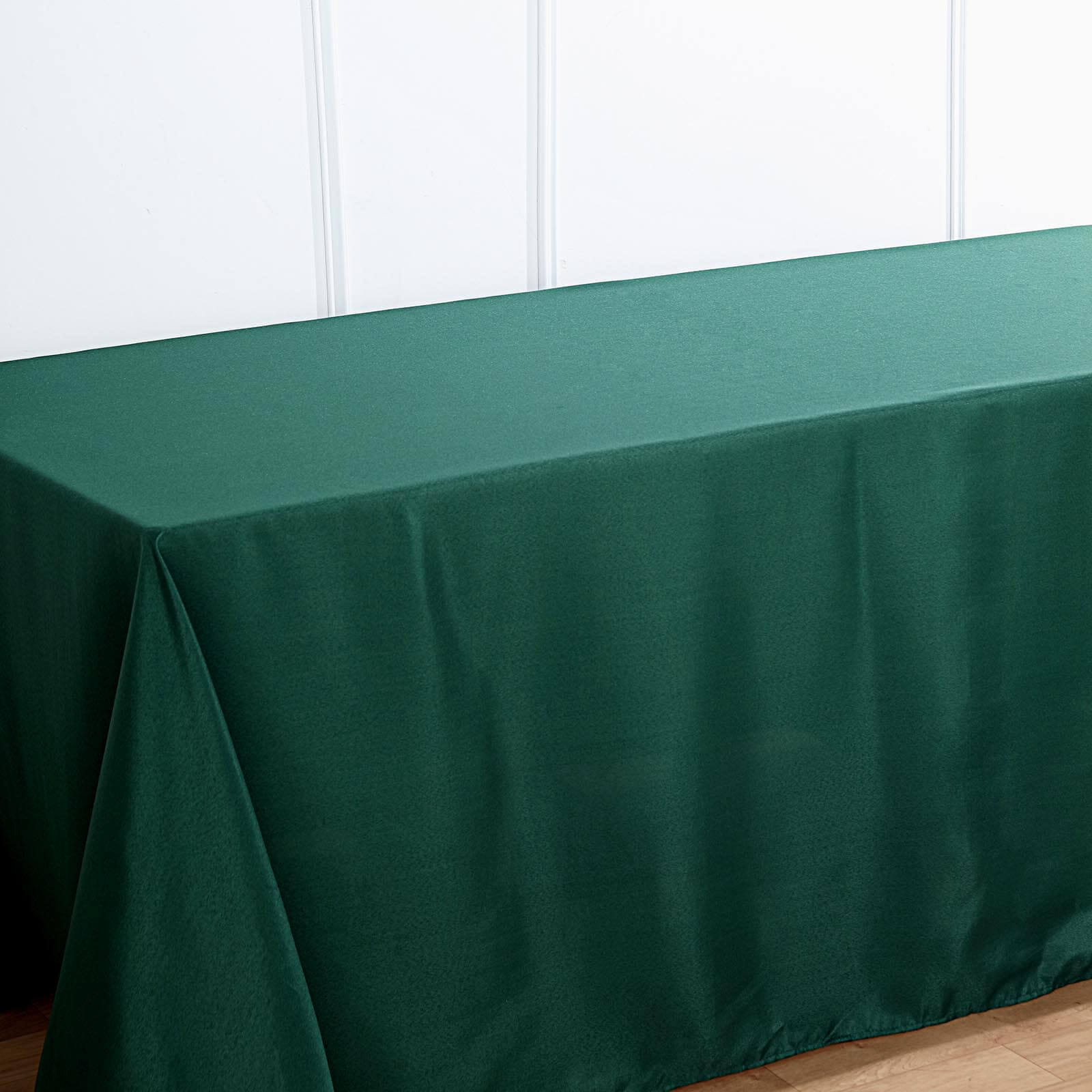 Hot Sale! 90x156 Rectangle Seamless Wrinkle-Resistant 100% Polyester Hunter Emerald Green Tablecloth