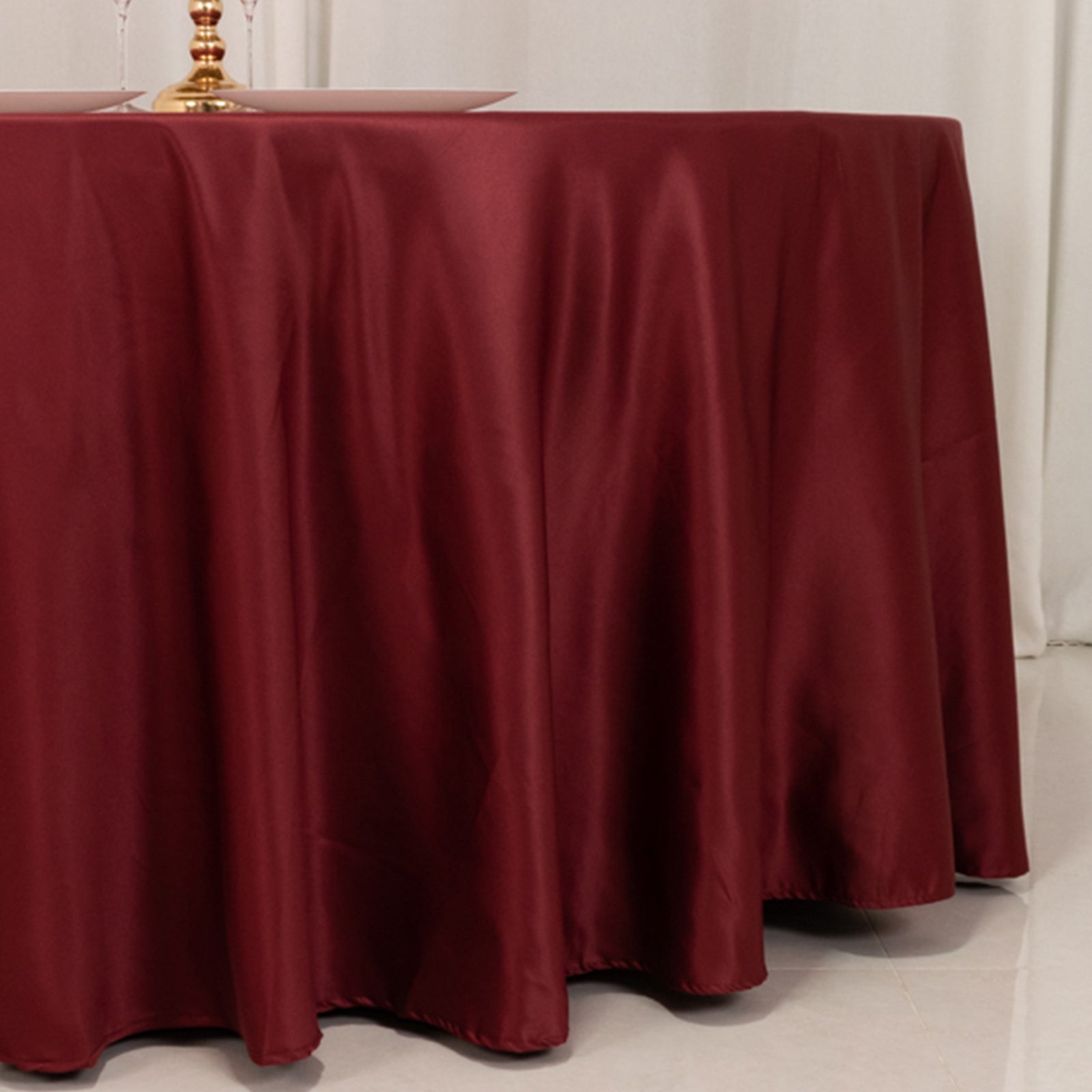 Premium Lamour Satin 120-Inch Round Burgundy Tablecloth - Seamless with Soft Sheen