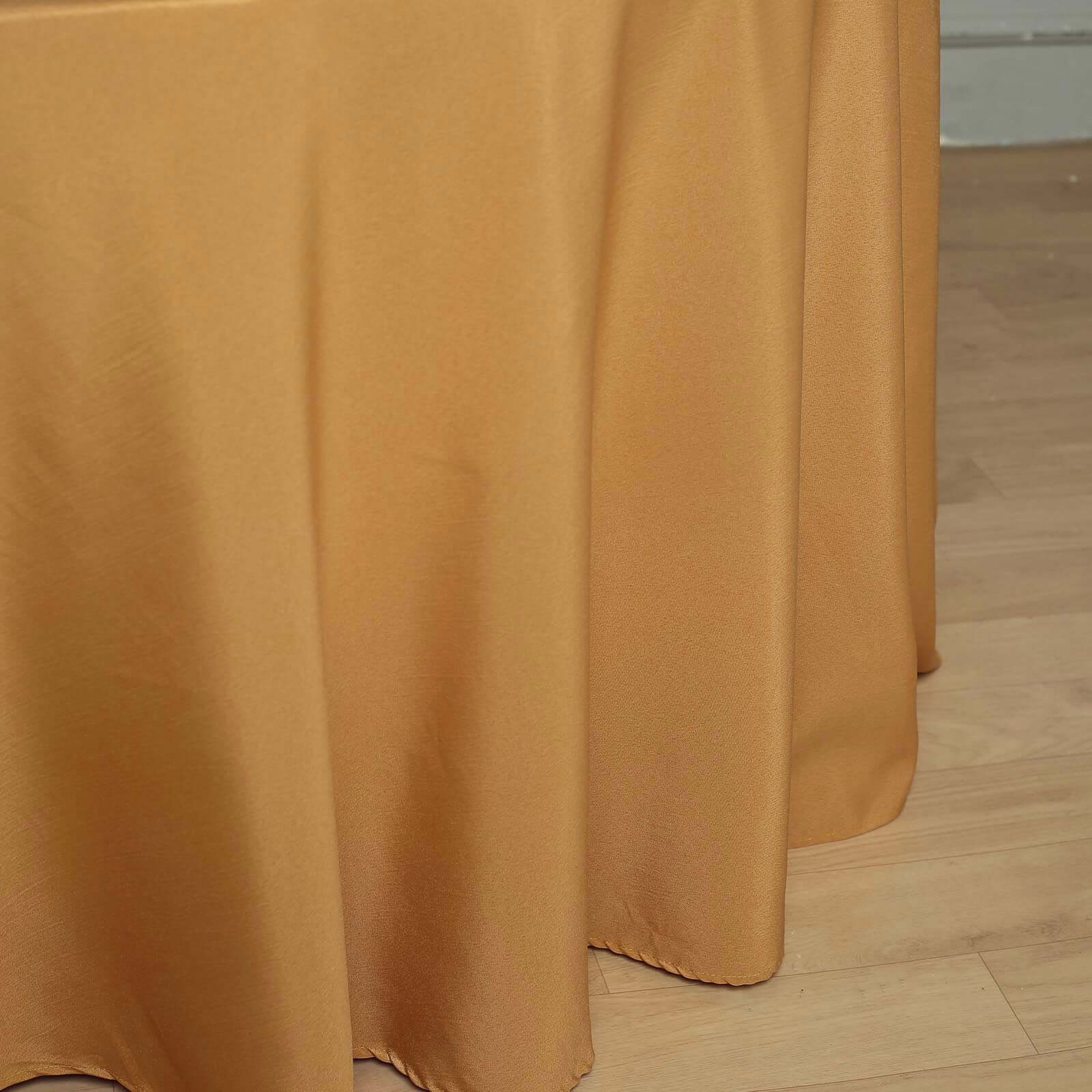 Exclusive Gold Polyester Round Tablecloth - 132' Dia for Grand Celebrations