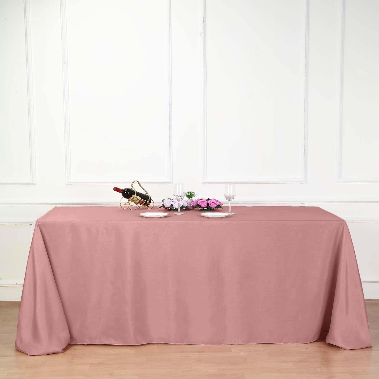 Seamless Wrinkle-Resistant Dusty Rose Polyester 90x132 Rectangle Table Cover
