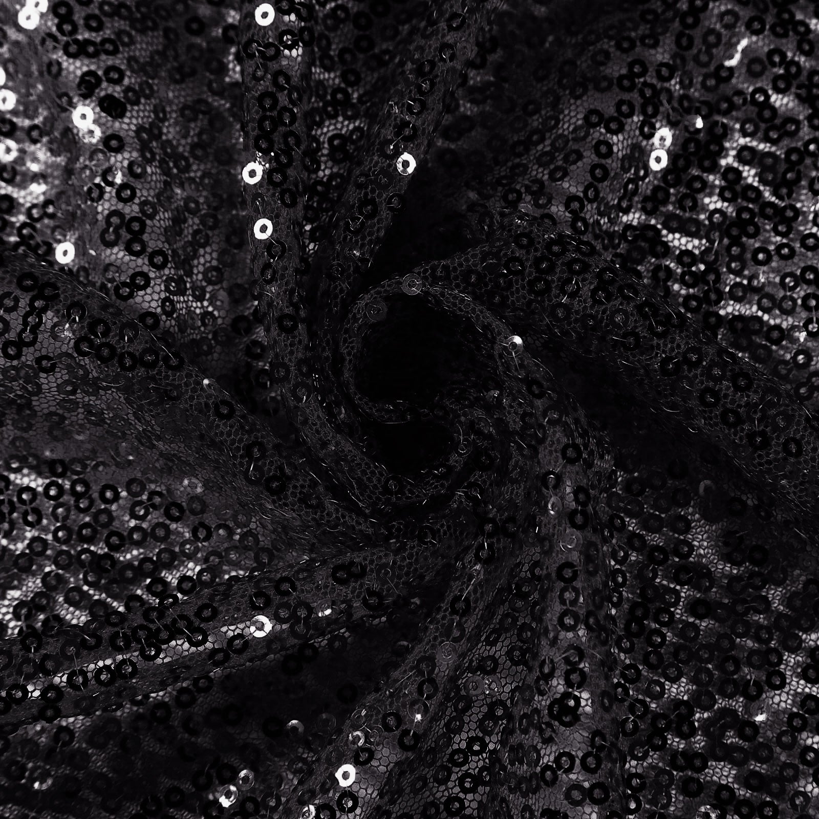 Black Seamless 132-inch Round Sequin Tablecloth for Stunning Decor