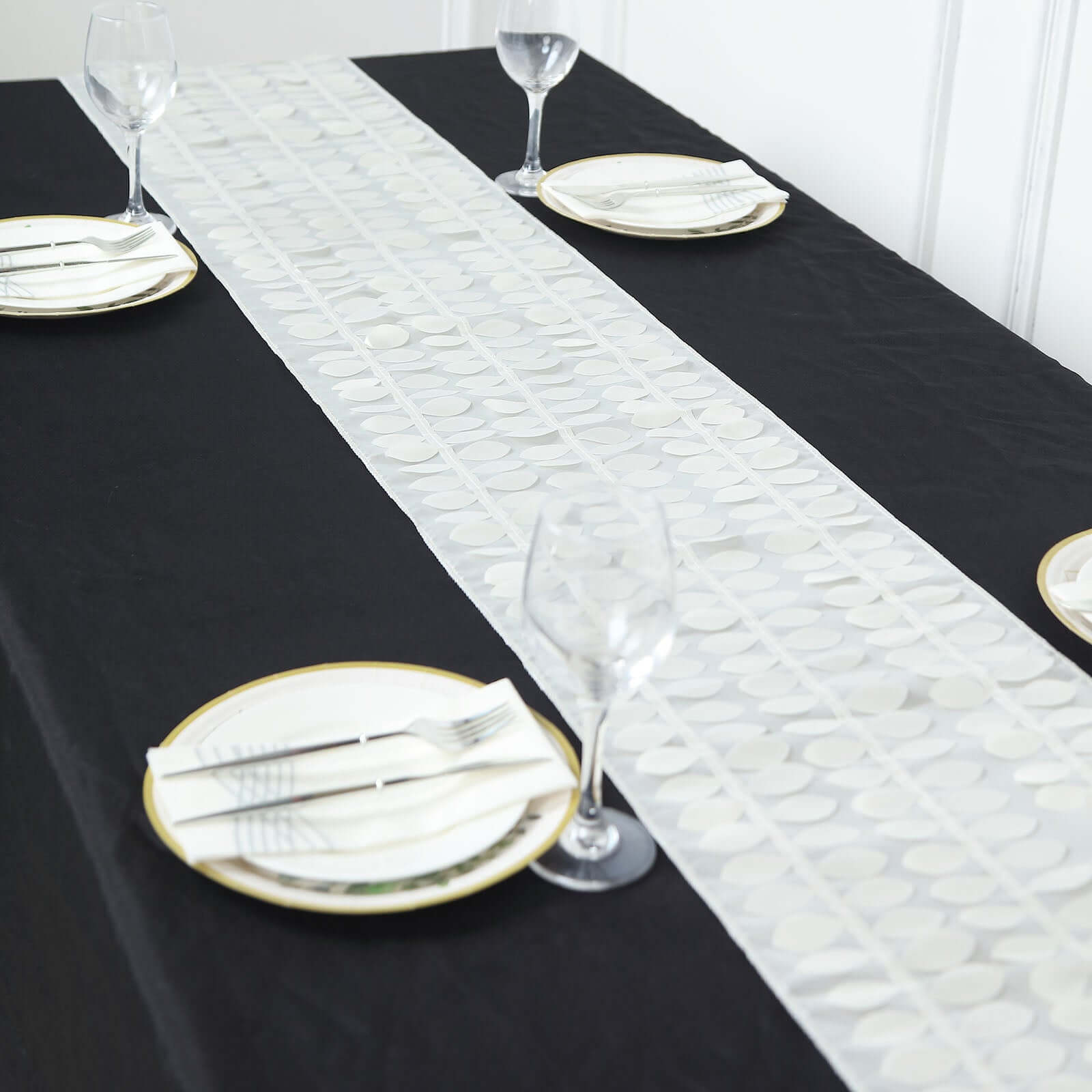 Hot! Ivory Taffeta Table Runner with 3D Leaf Petal Design, 12x108