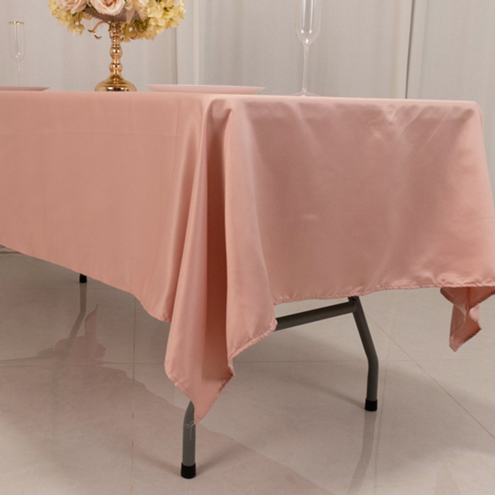 Lamour Satin Rectangle Tablecloth in Dusty Rose - Durable & Soft, Ideal for Events