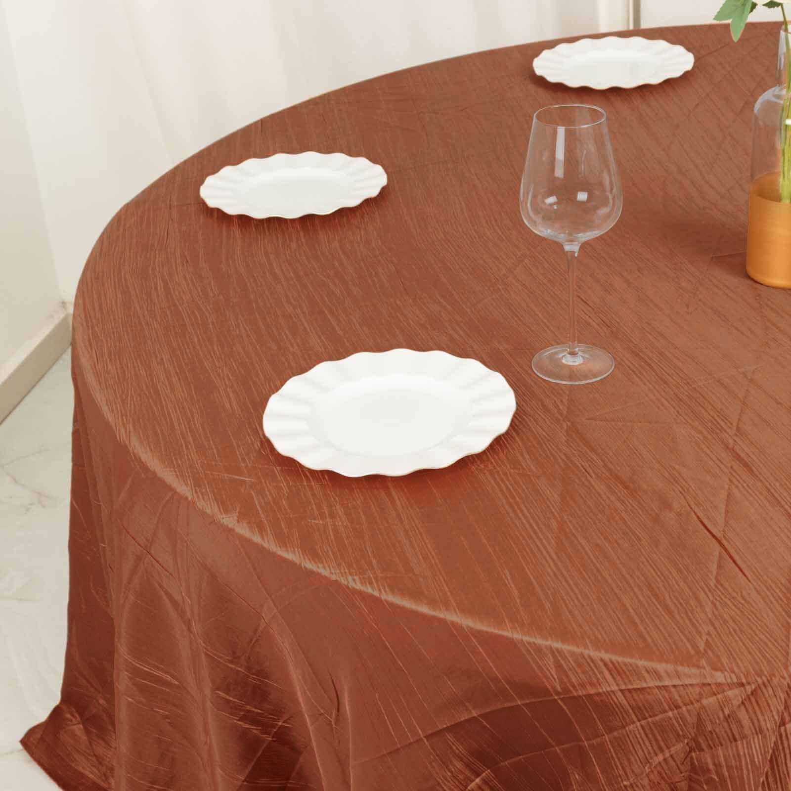 Exclusive Seamless Crinkle Taffeta 132' Round Tablecloth in Terracotta (Rust)