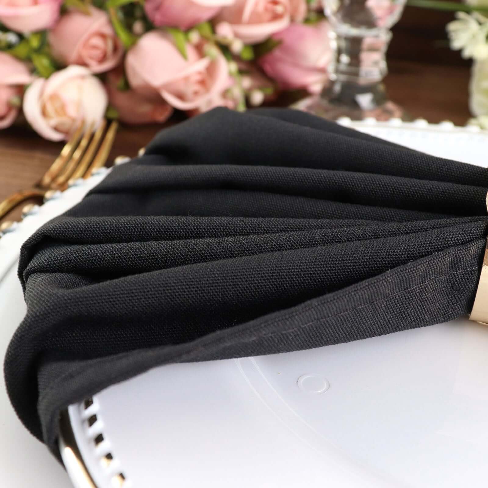 5-Piece Set of Premium Black 20x20 Polyester Dinner Napkins - Stain & Wrinkle Resistant