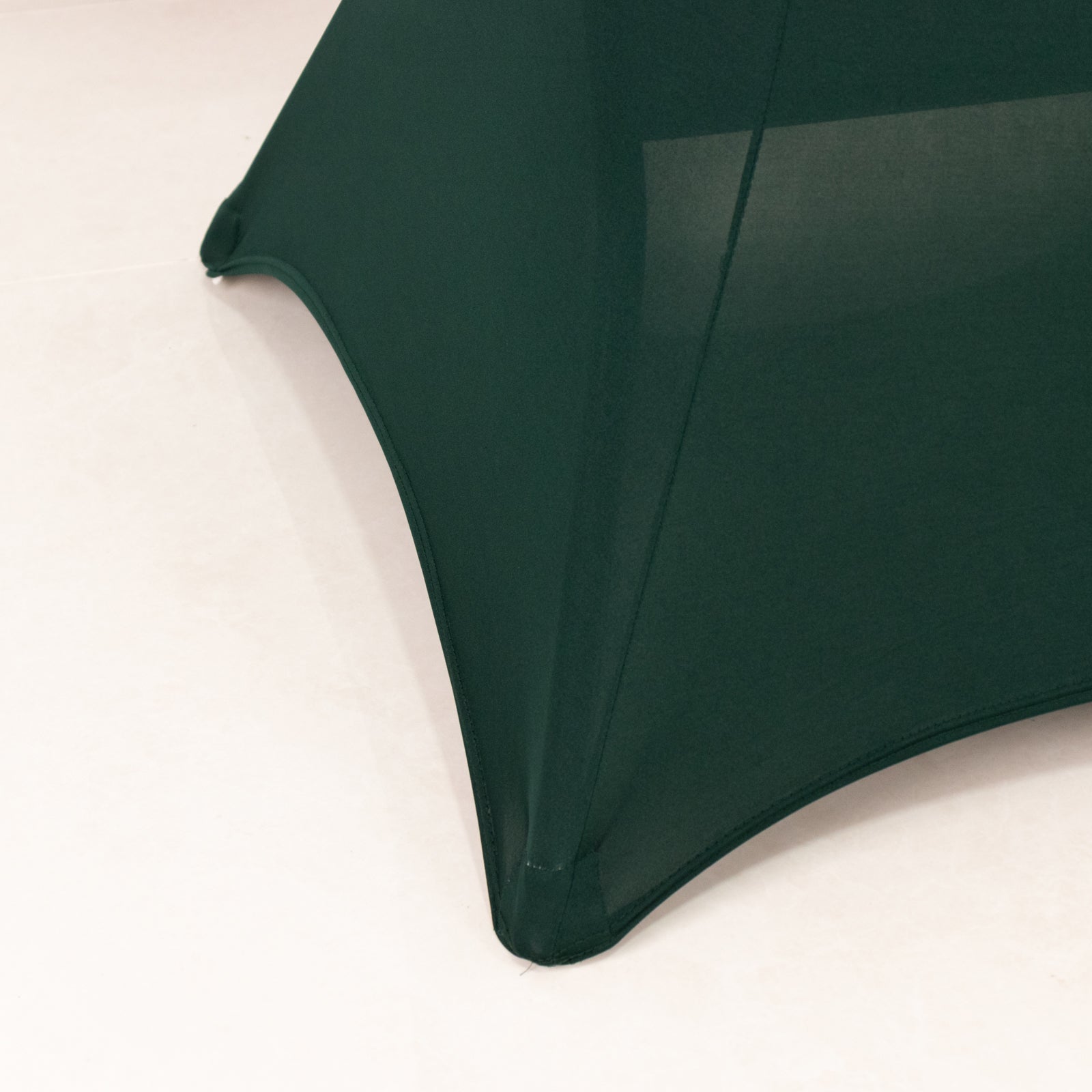 Hunter Emerald Green Spandex Stretch Cocktail Table Cover - Easy Maintenance, Fits 33'-36' Tables