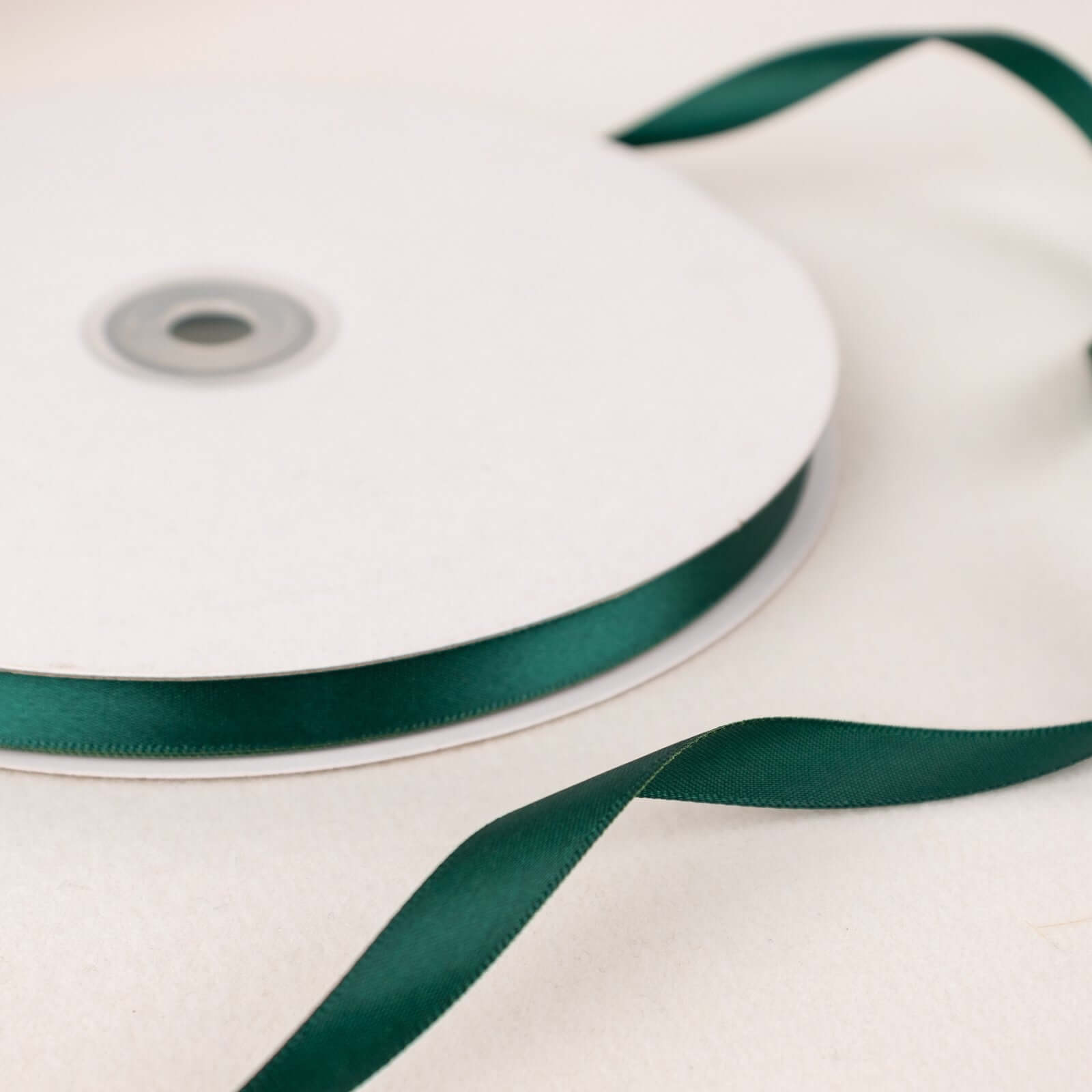 100 Yards 3/8-Inch Hunter Emerald Green Single-Sided Decorative Satin Ribbon