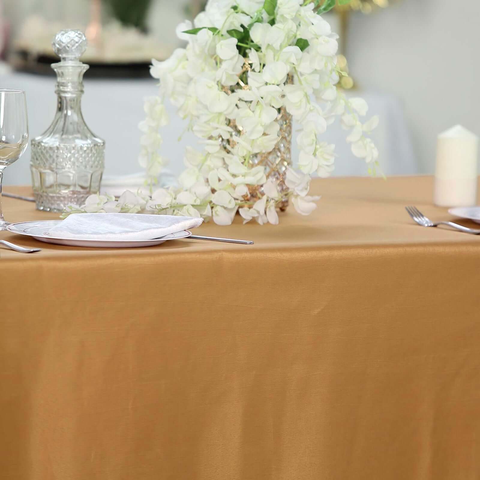 Exclusive Gold Polyester 90x132 Rectangle Tablecloth - Seamless & Wrinkle-Resistant for Luxurious Celebrations