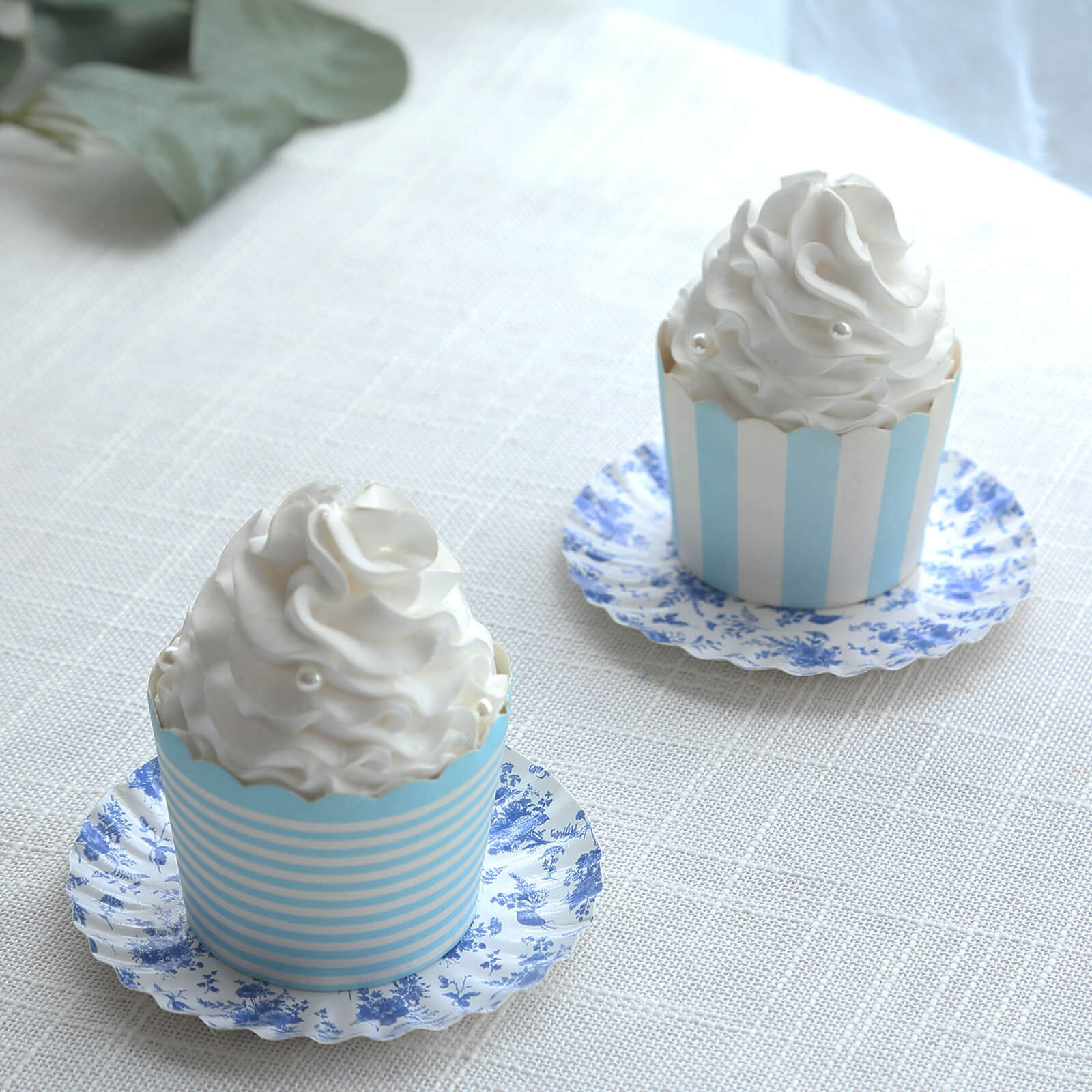 Hot Deal! 100-Pack Disposable White Paper Dessert Plates with Blue French Toile Design & Scalloped Rim
