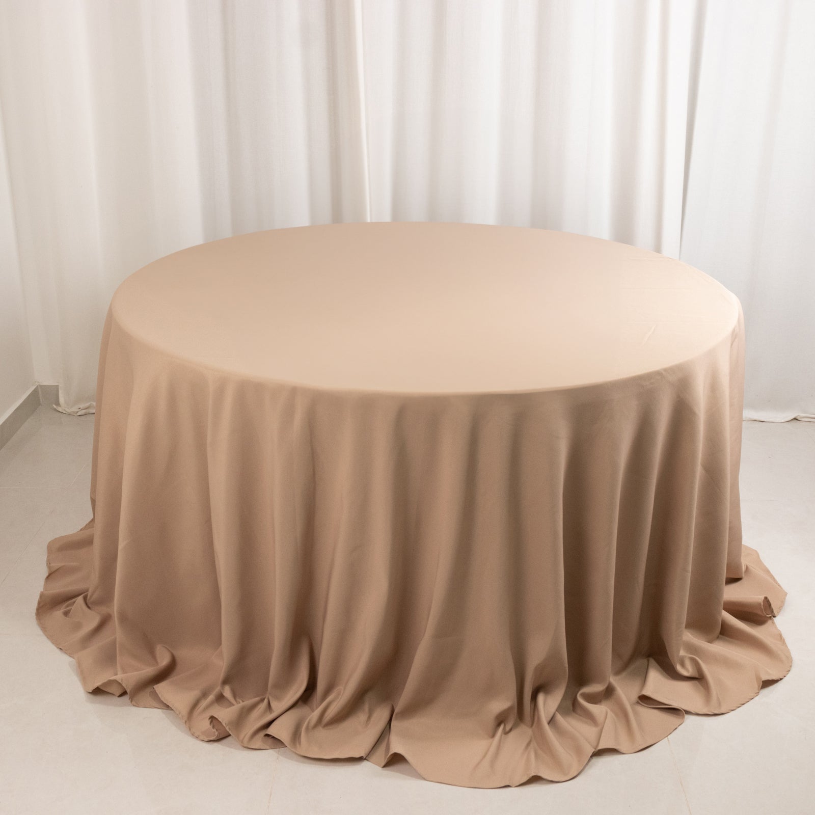 Exclusive 132' Nude Seamless Premium Polyester Wrinkle-Resistant Round Tablecloth