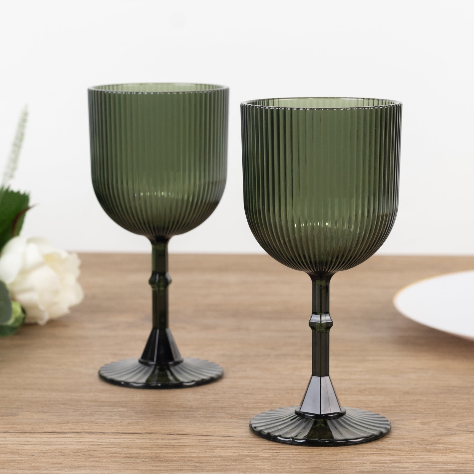 12-Pack 9oz Reusable Shatterproof Vintage Ribbed Hunter Emerald Green Plastic Goblets - Ideal for Parties
