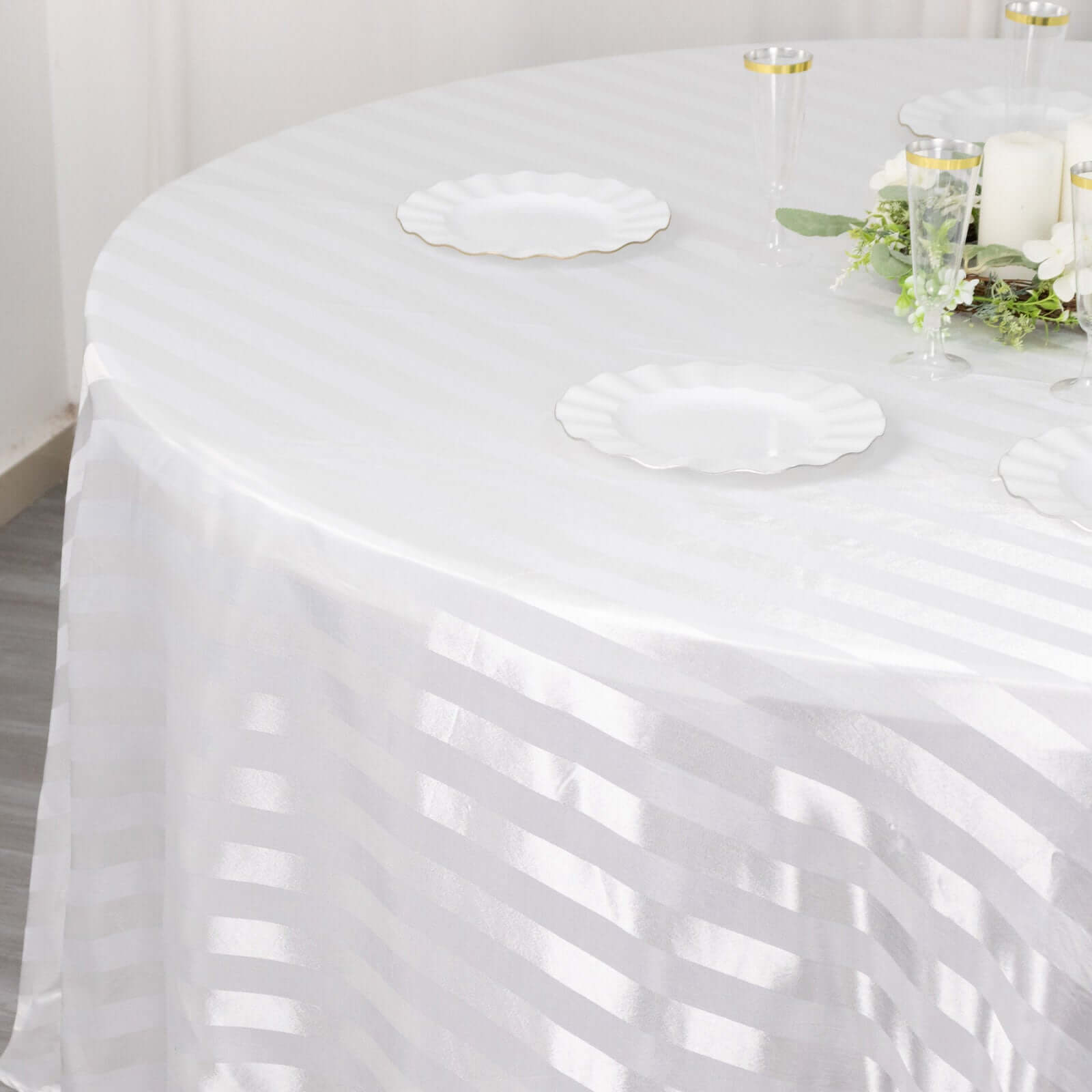 Silky Smooth Seamless White Satin Round Tablecloth with Glossy Stripes - Ideal for Weddings